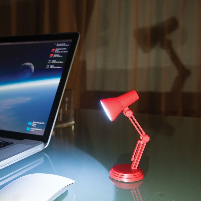 World's Smallest LED Reading Light (Red or Black)