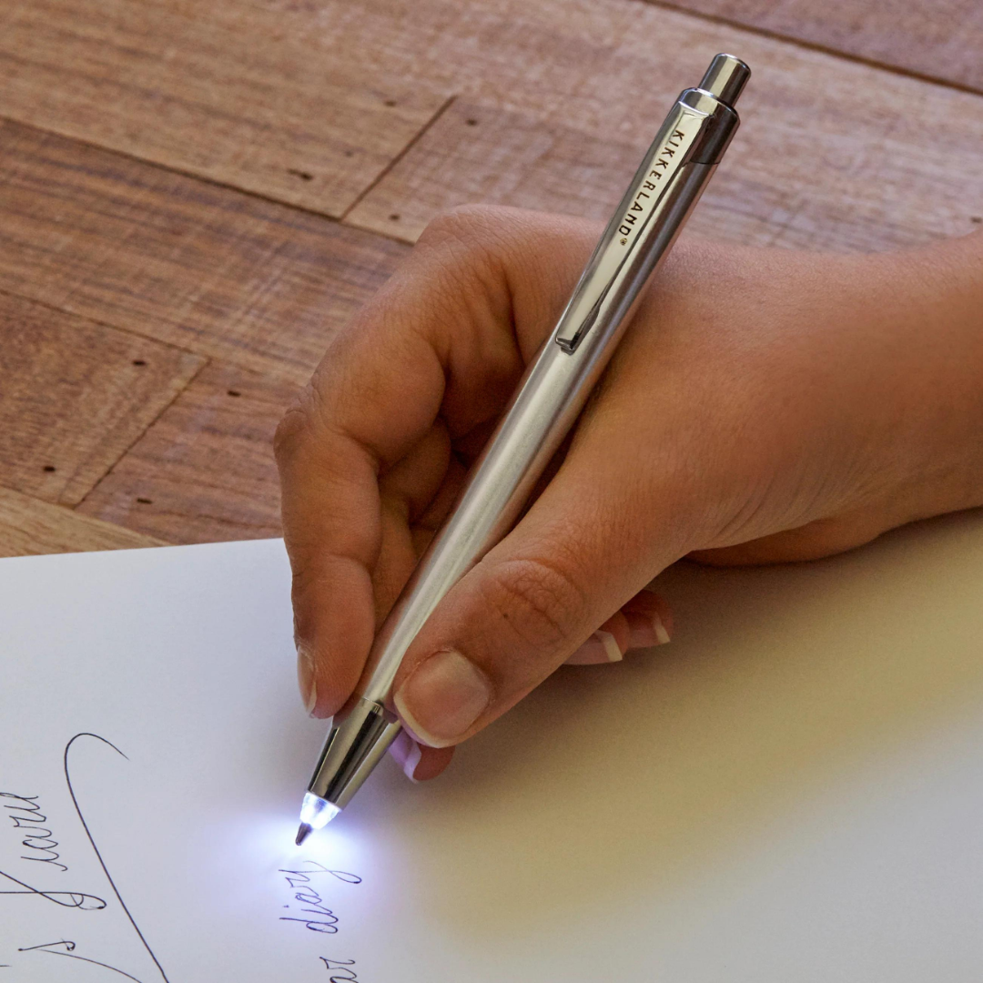 LED Flashlight Pen