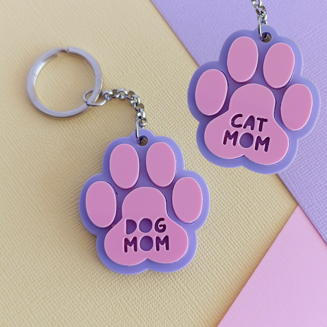 "Dog Mom" / "Cat Mom" Acrylic Keyring