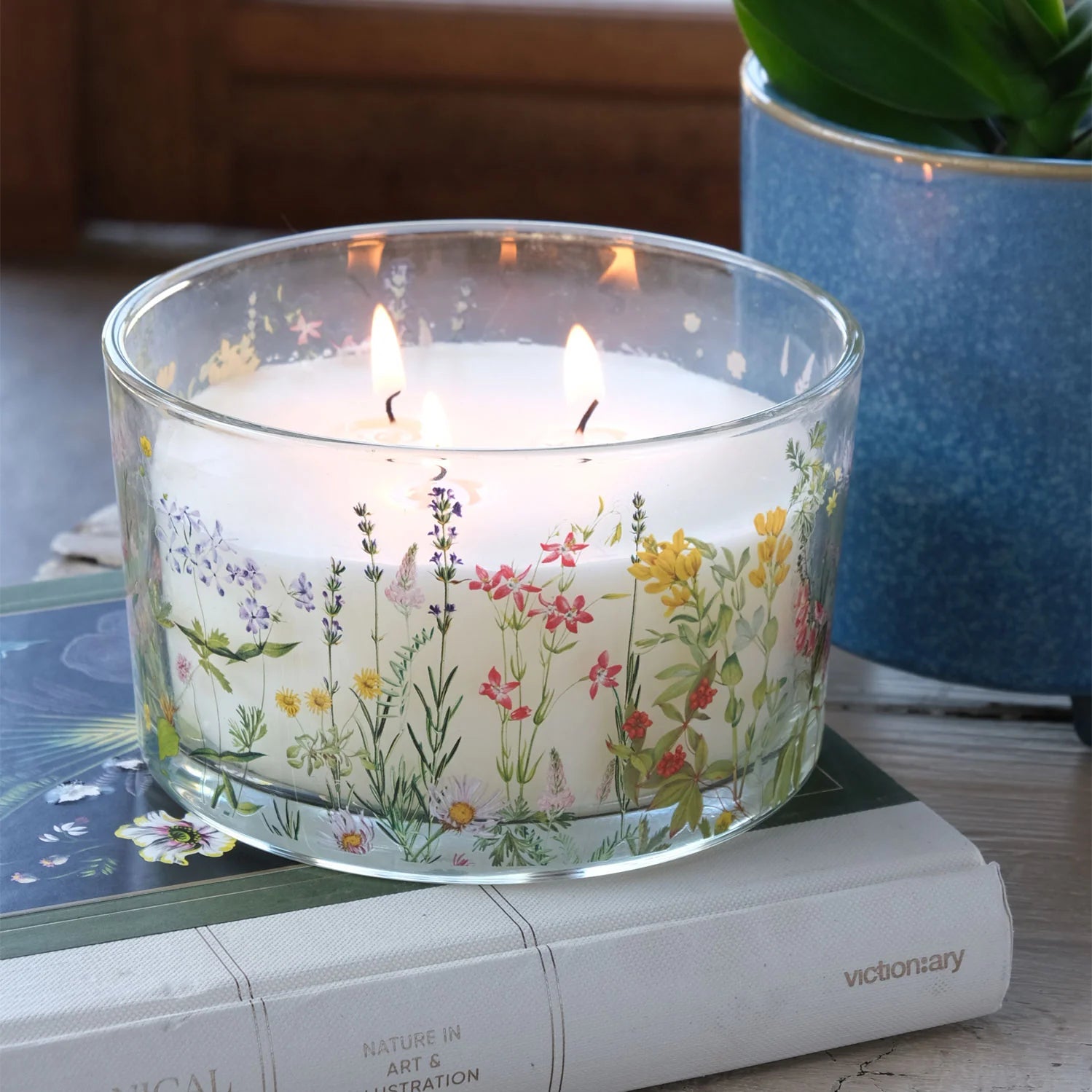 Life in the Garden β Luxury Triple-Wick Scented Candle