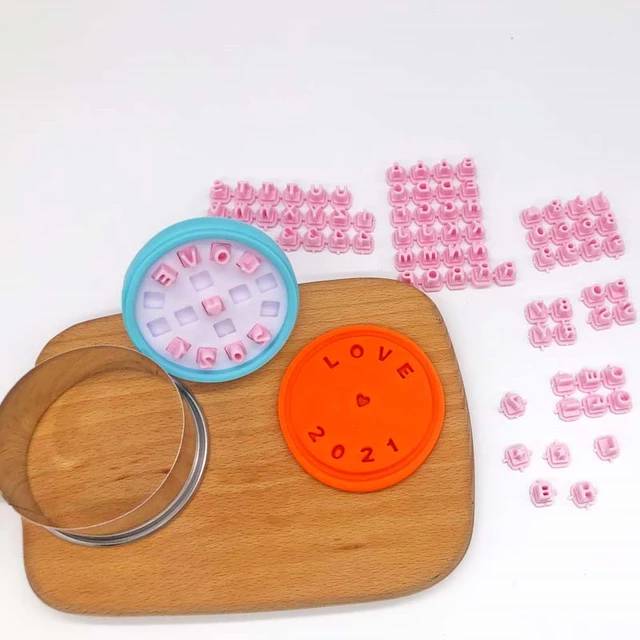 Customisable Cookie Stamper