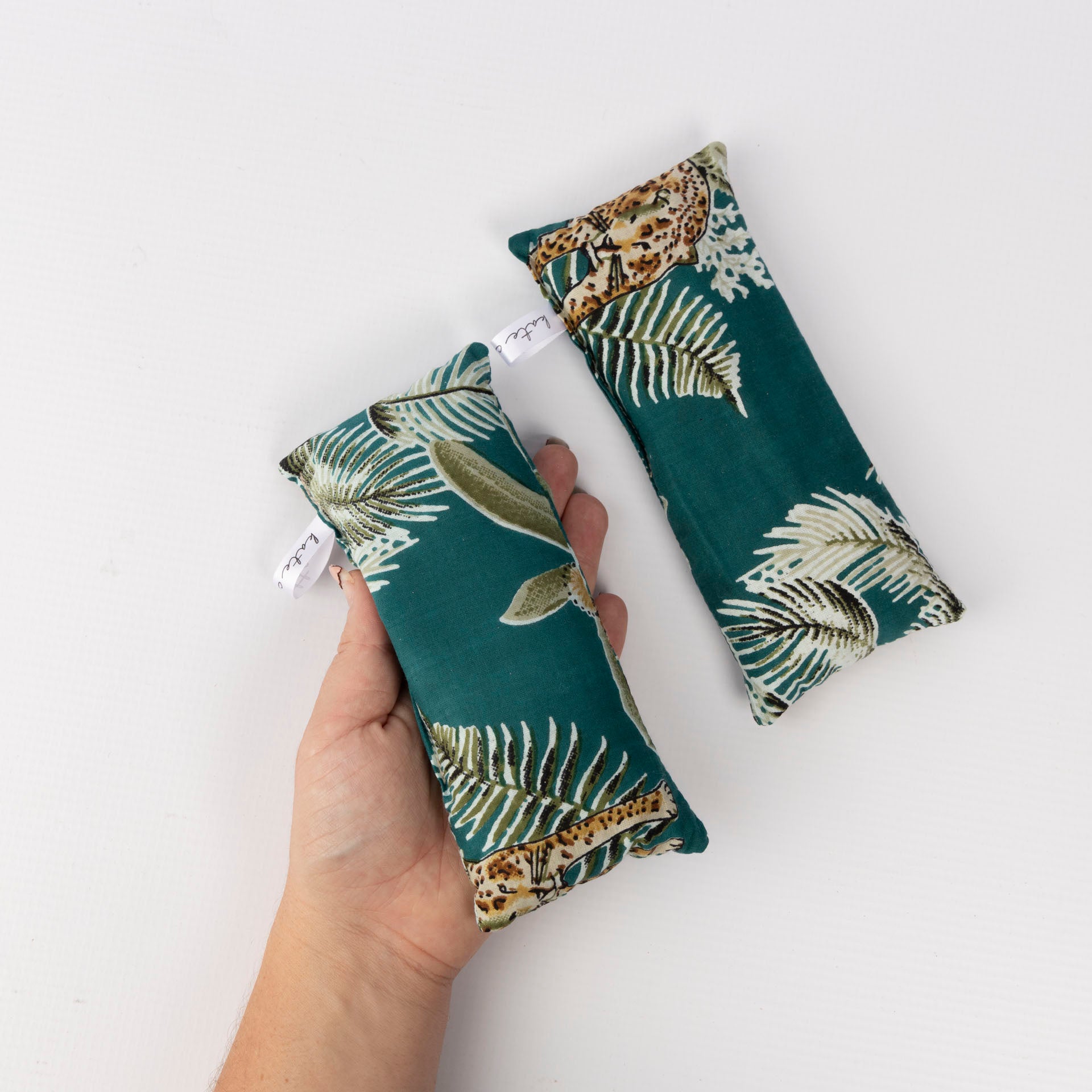 Vintage Inspired Scented Fabric Sachets (2 pack – assorted fragrances)