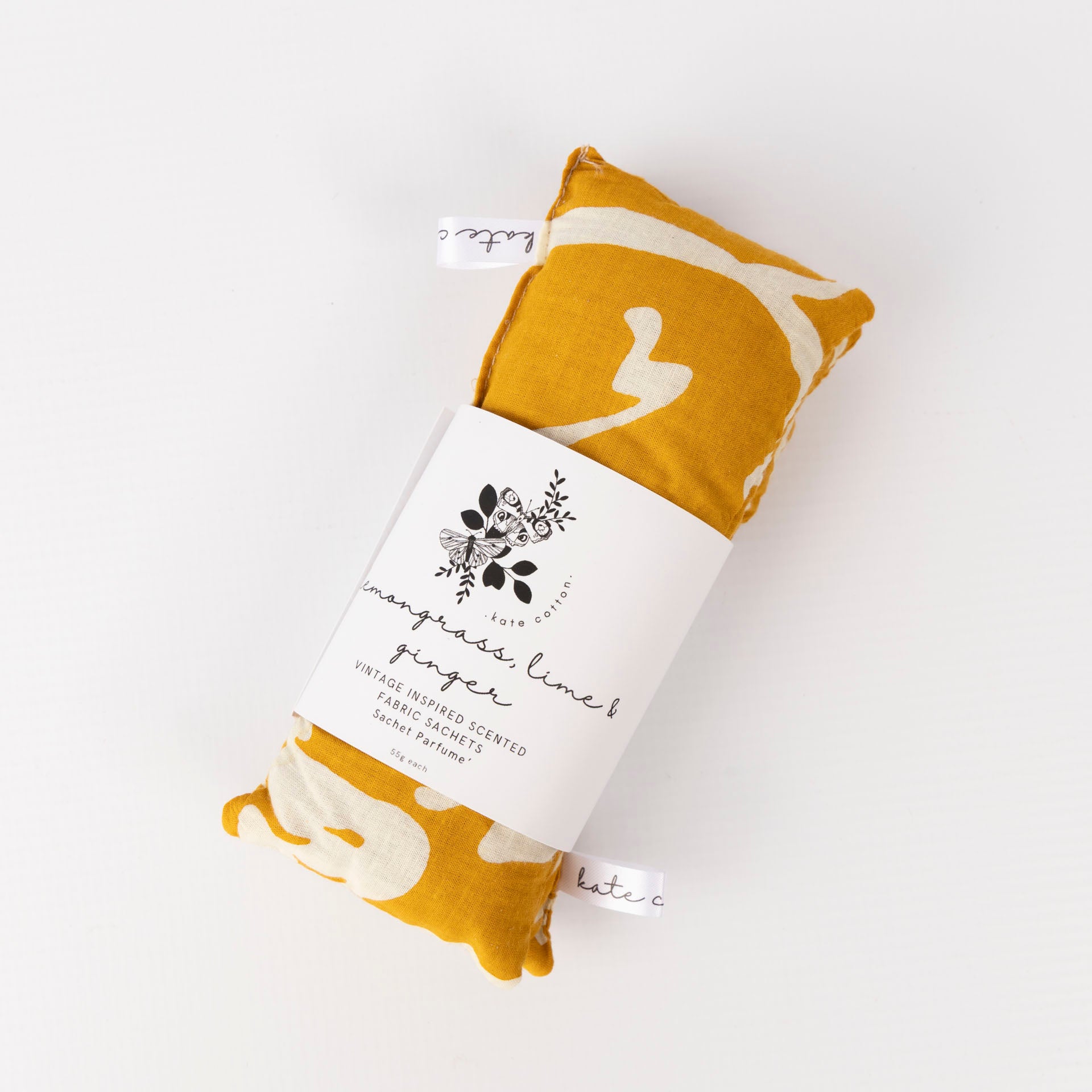 Vintage Inspired Scented Fabric Sachets (2 pack β assorted fragrances)