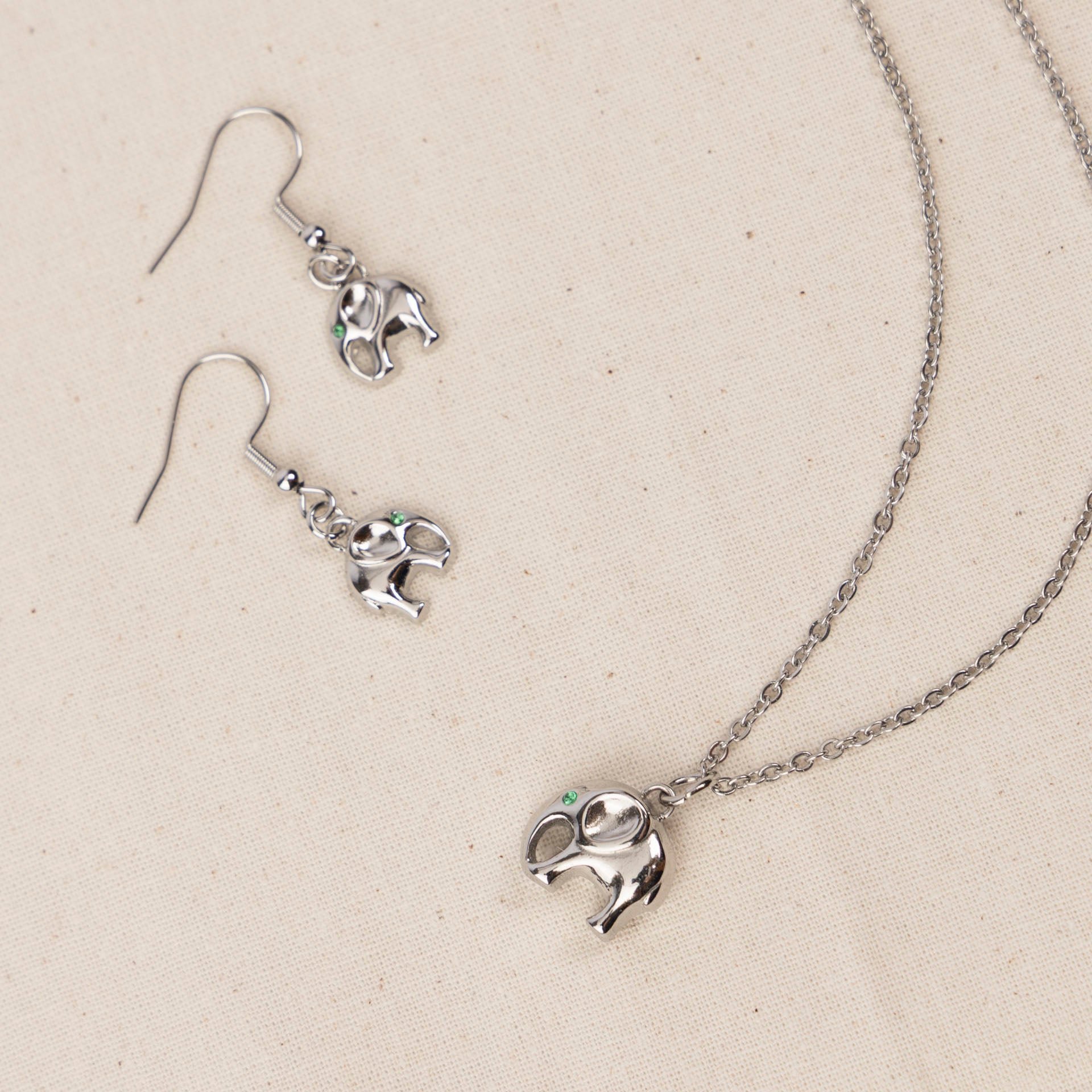 The Ele Africa Collection: Elephant Pendant with Chain (stainless steel)