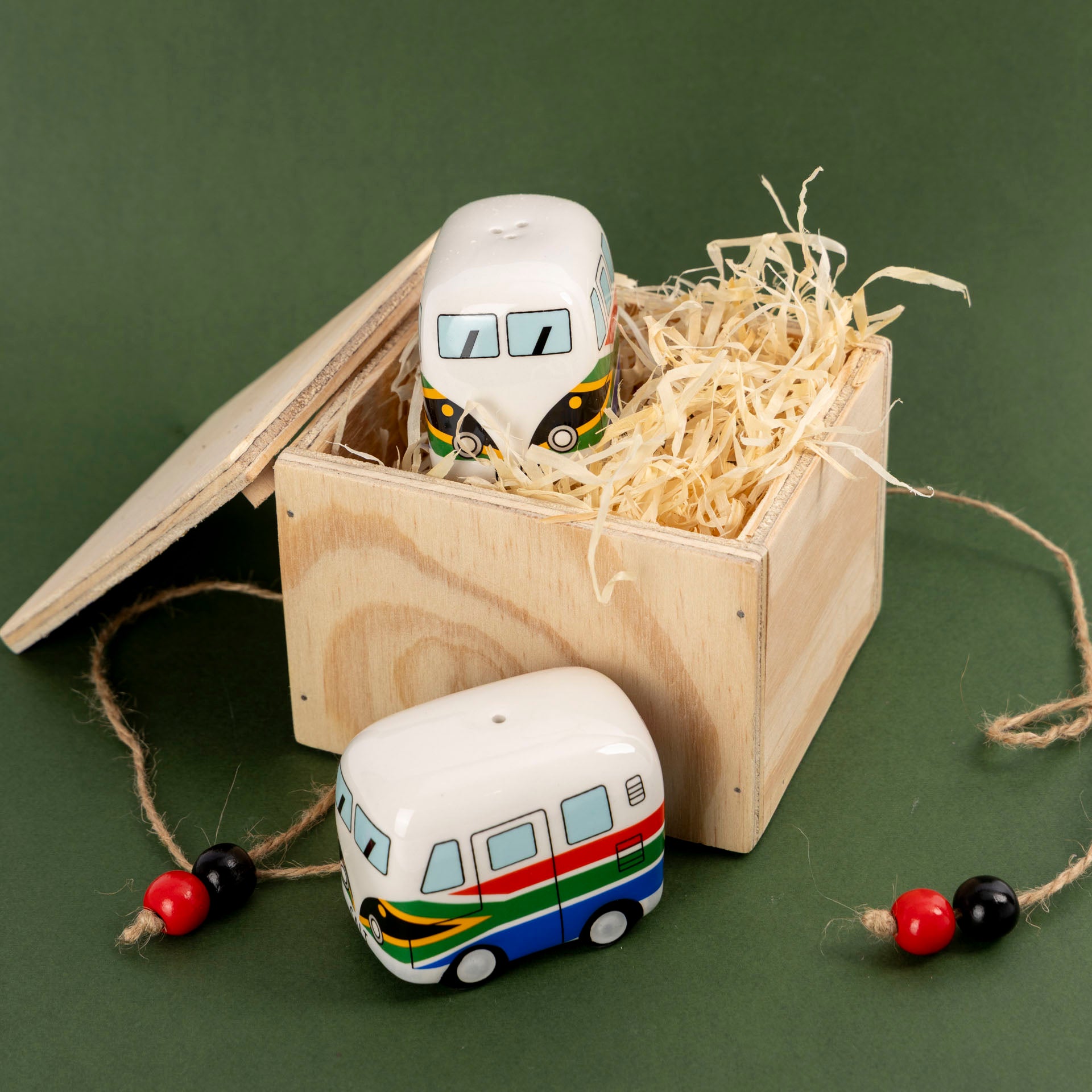 Taxi Salt & Pepper Shaker Set in Wooden Box