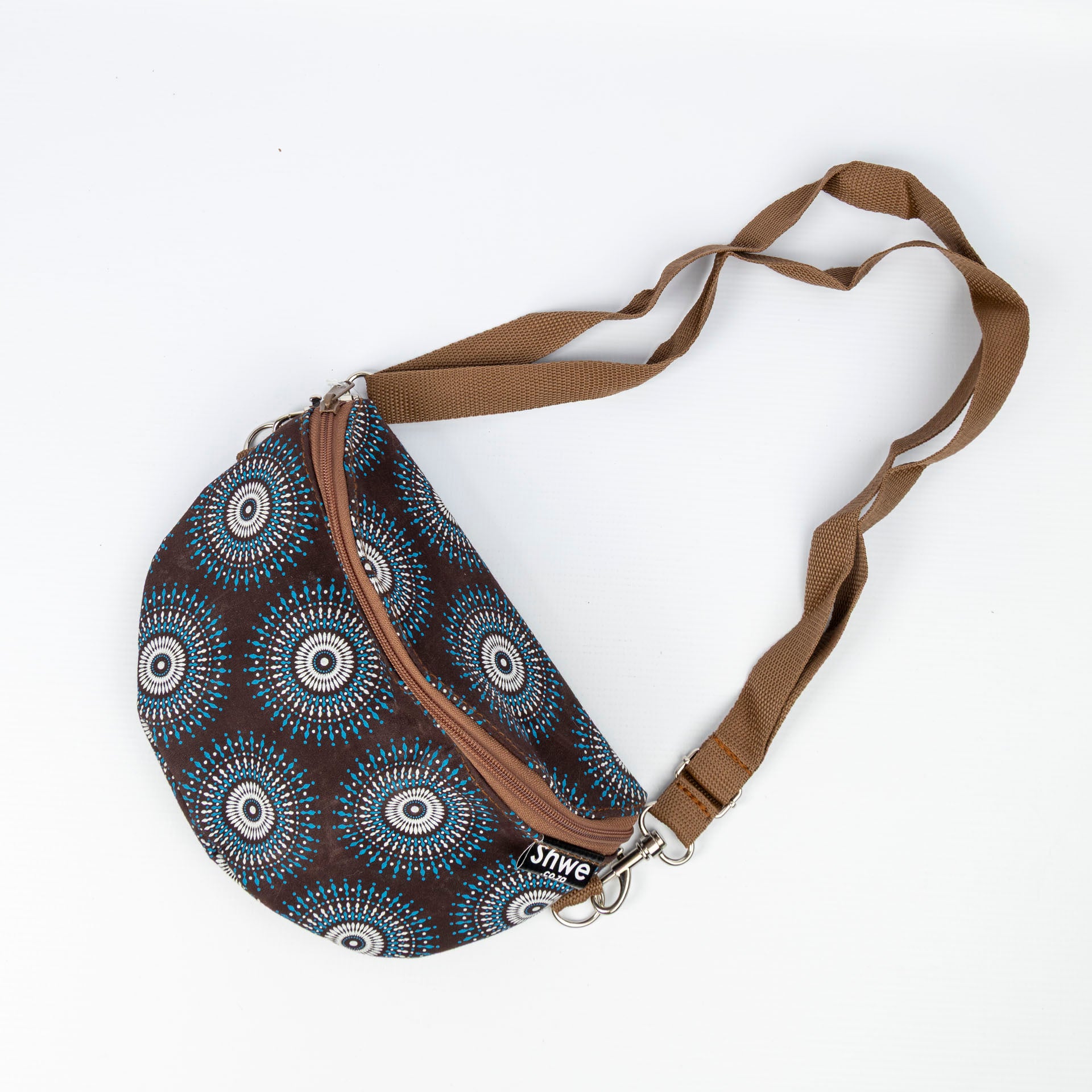 Shwe Crossbody Moonbag