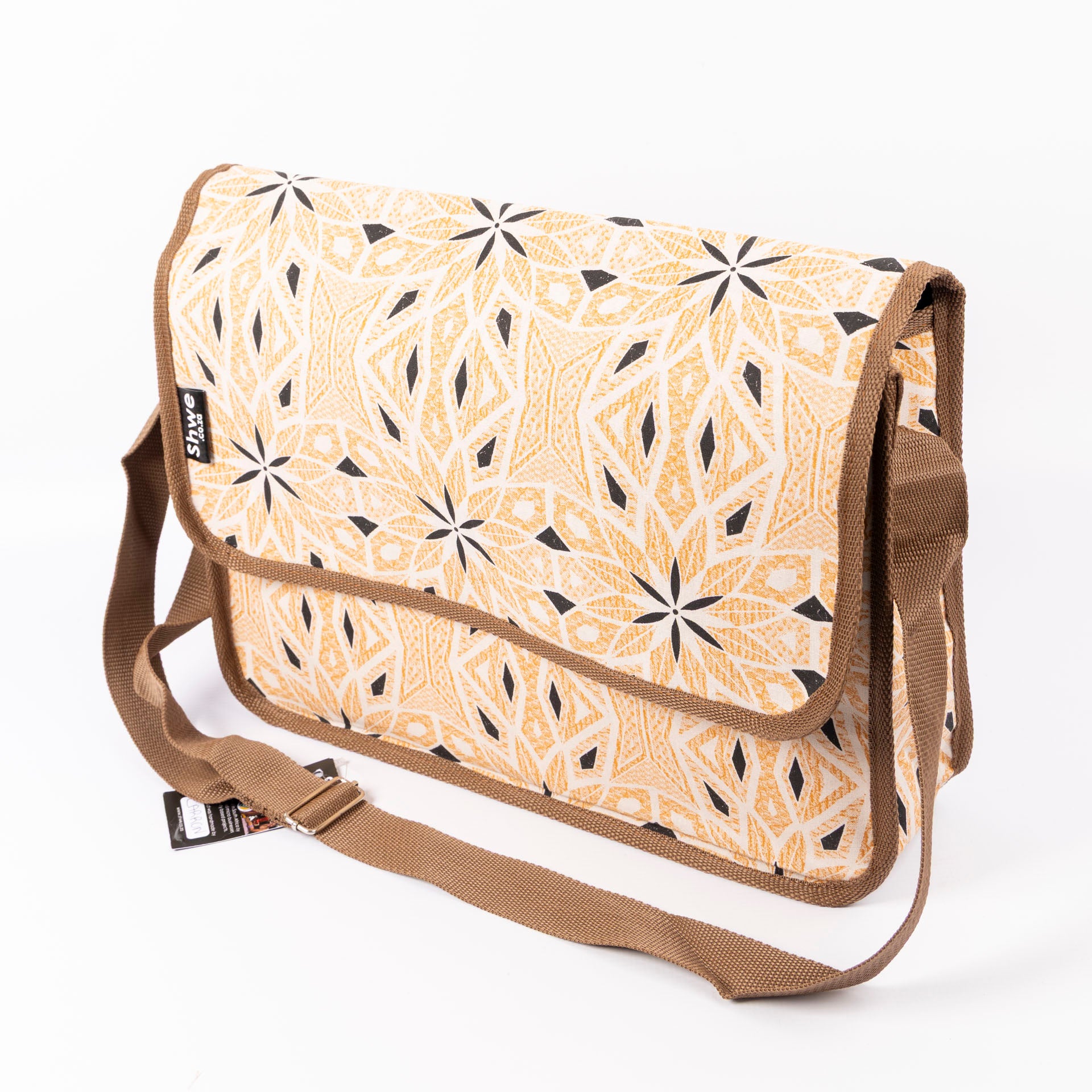 Shwe Messenger Bag