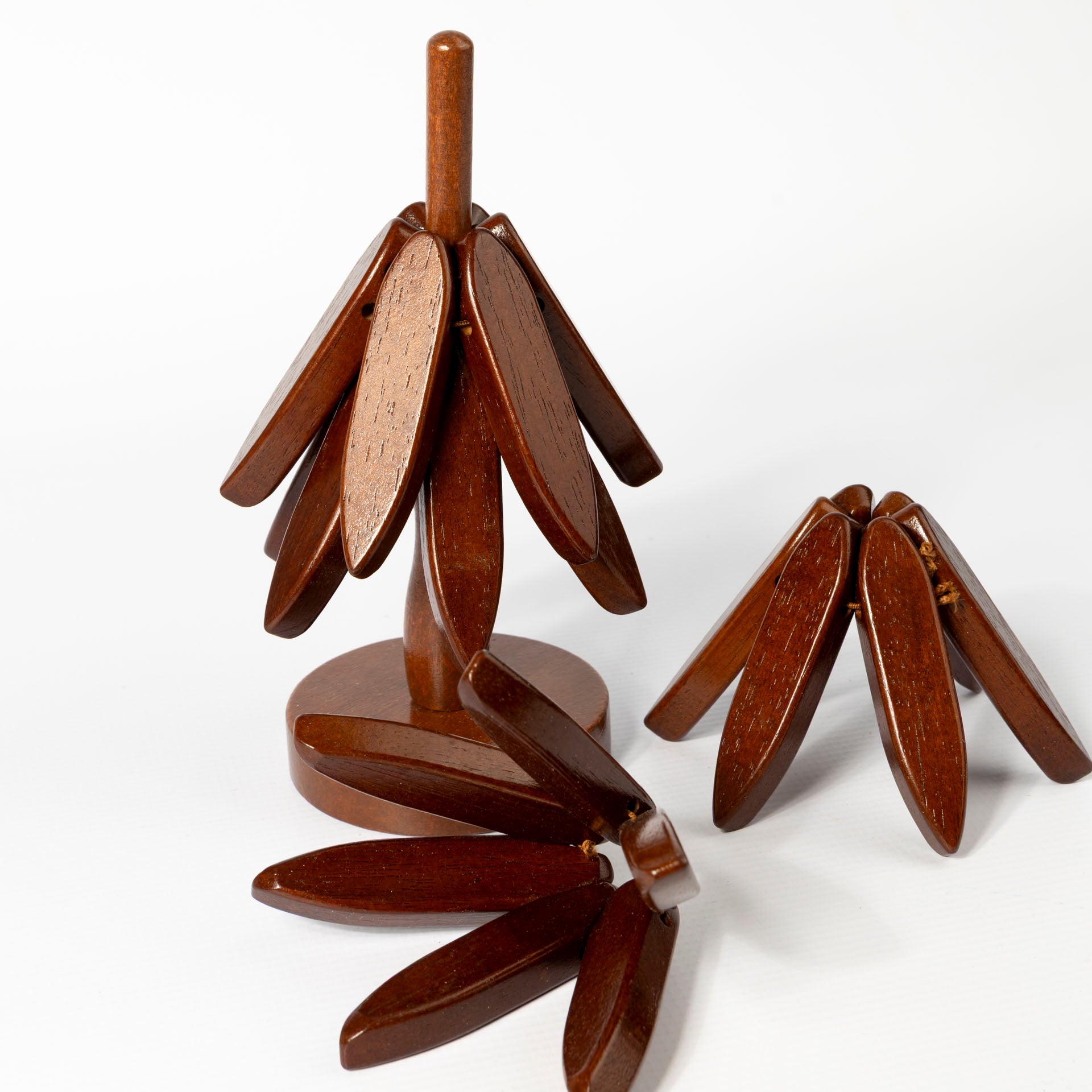 Kitchen Tree Stackable Pot Trivet Set