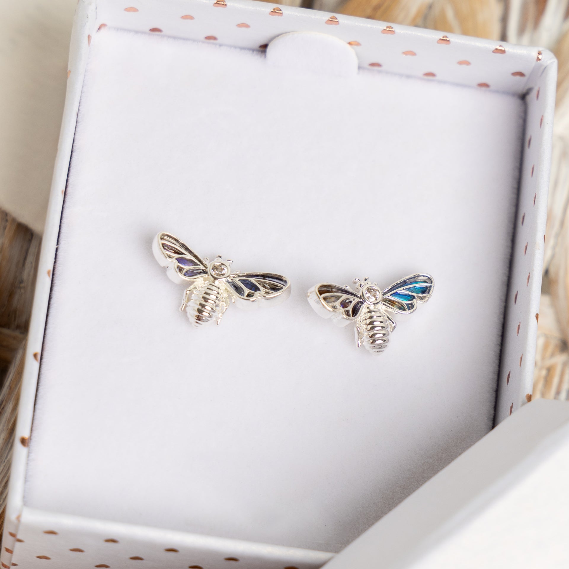 Pāua Shell Bee Earrings