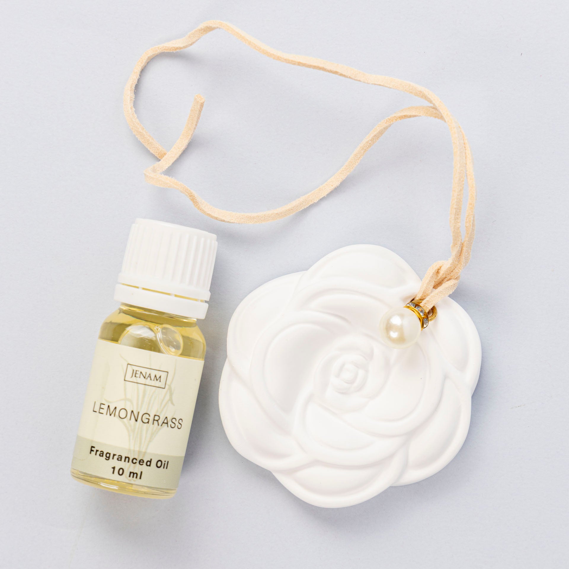 Scented Home Fragrance Oil & Pendant Kit (assorted scents)