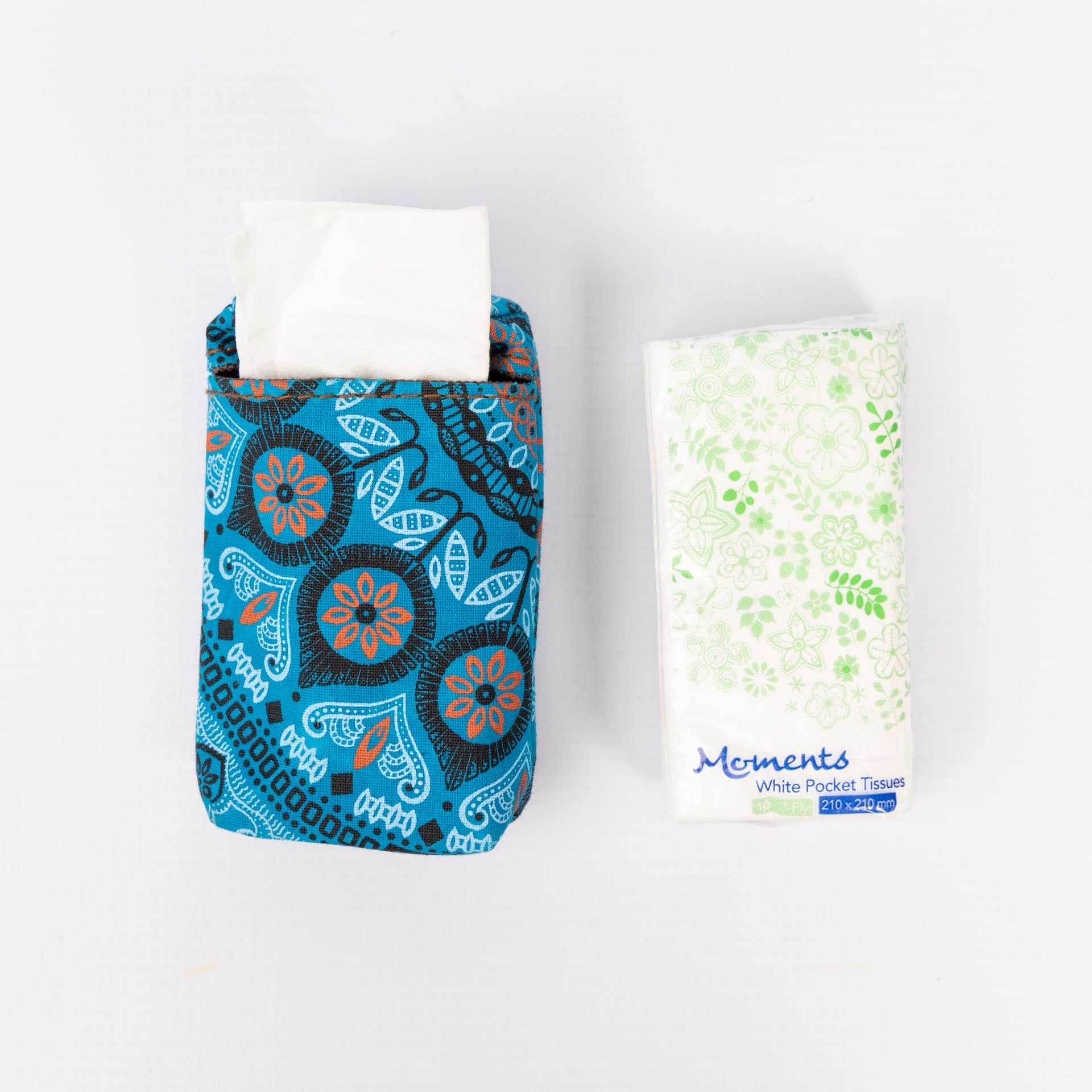 Shwe Pocket Tissue Holder