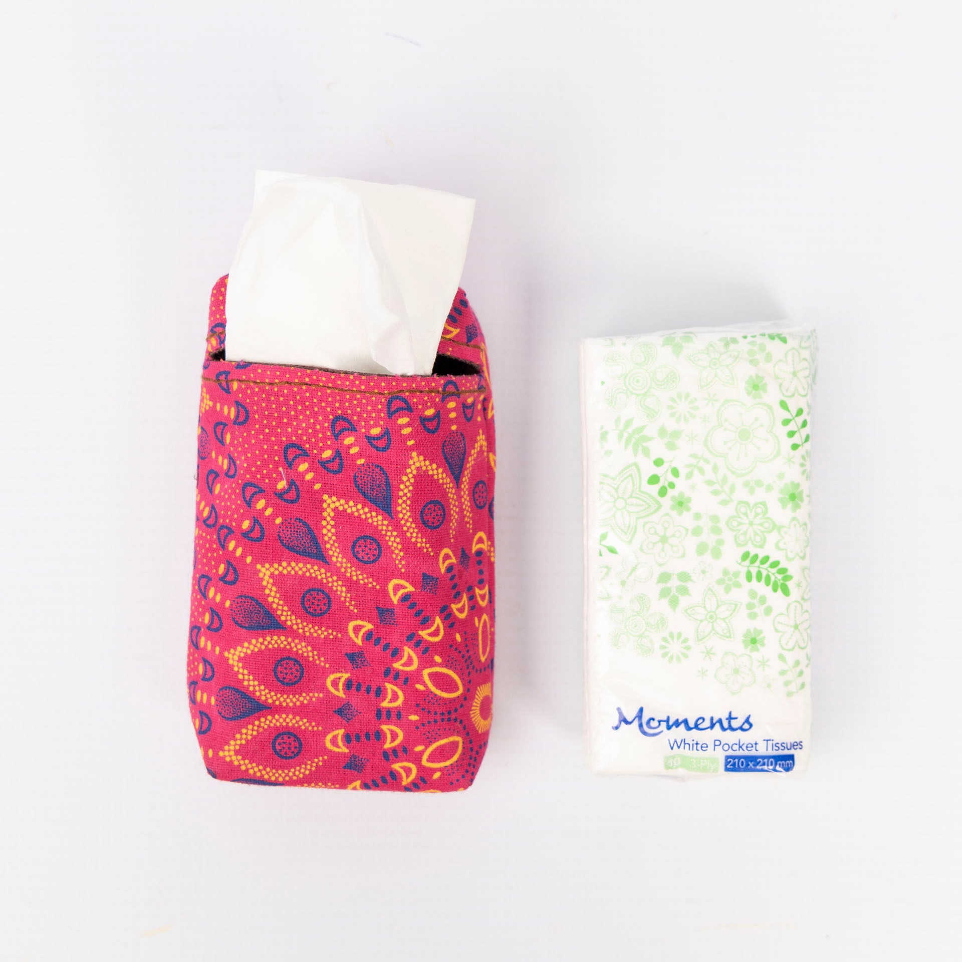 Shwe Pocket Tissue Holder