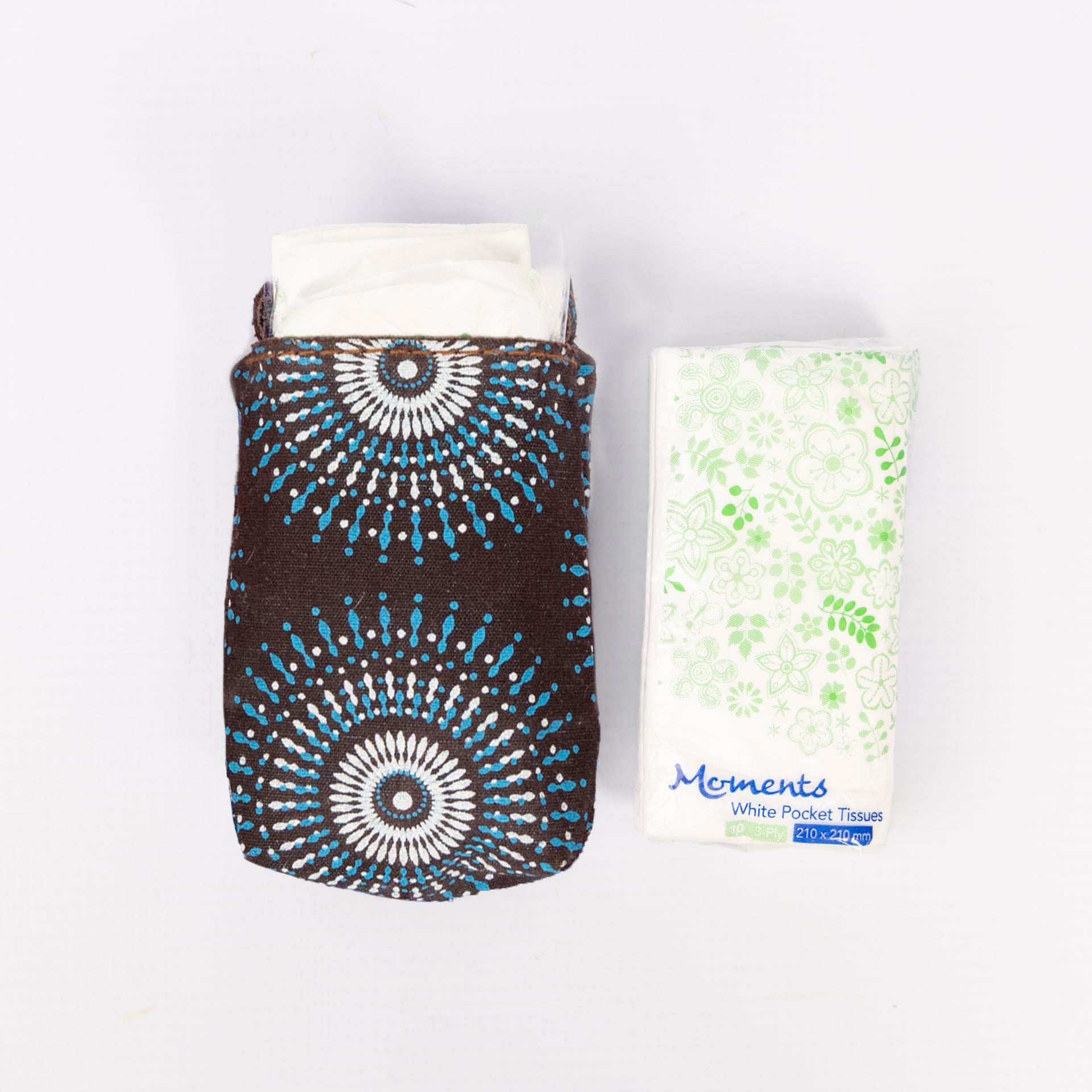 Shwe Pocket Tissue Holder