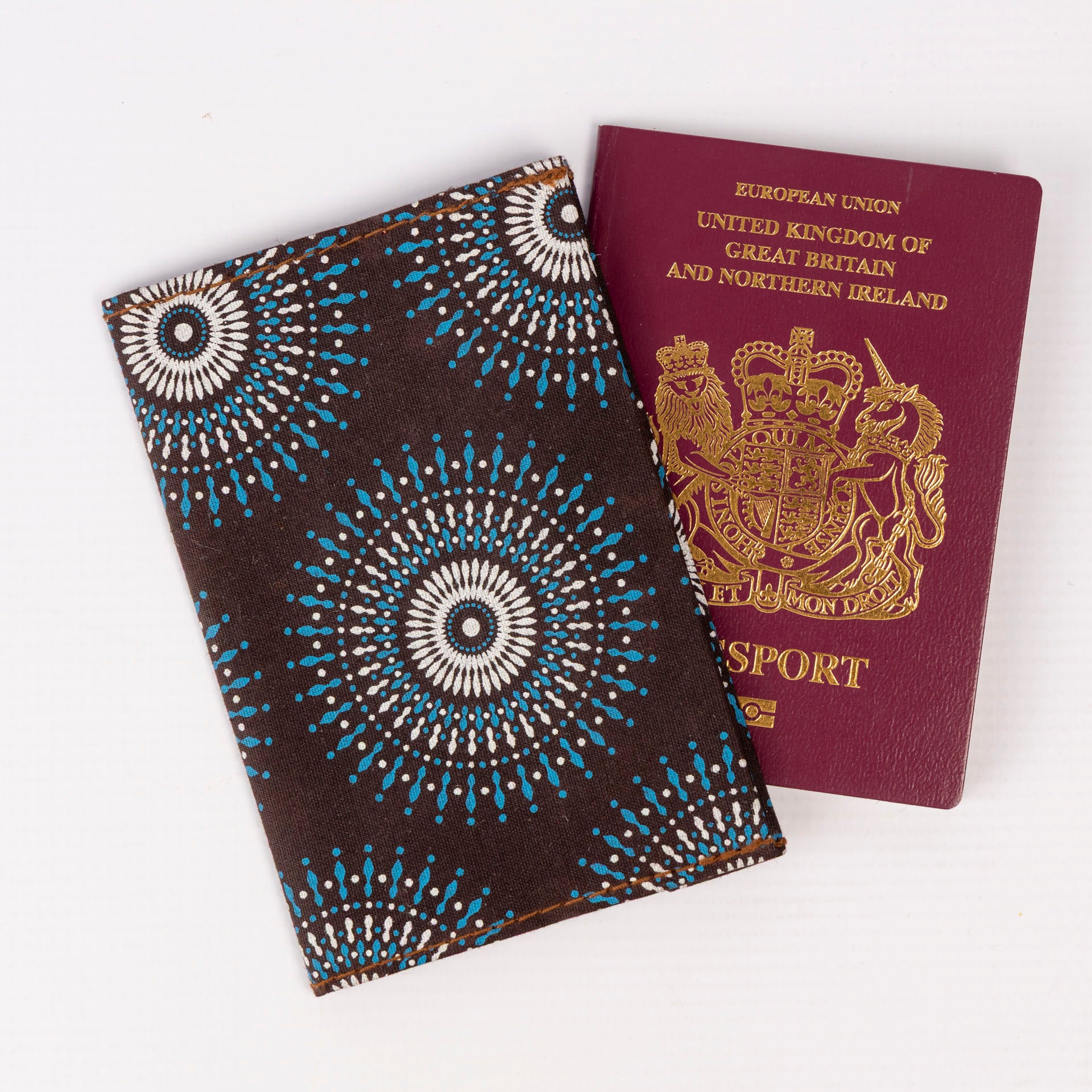 Shwe Passport Holder