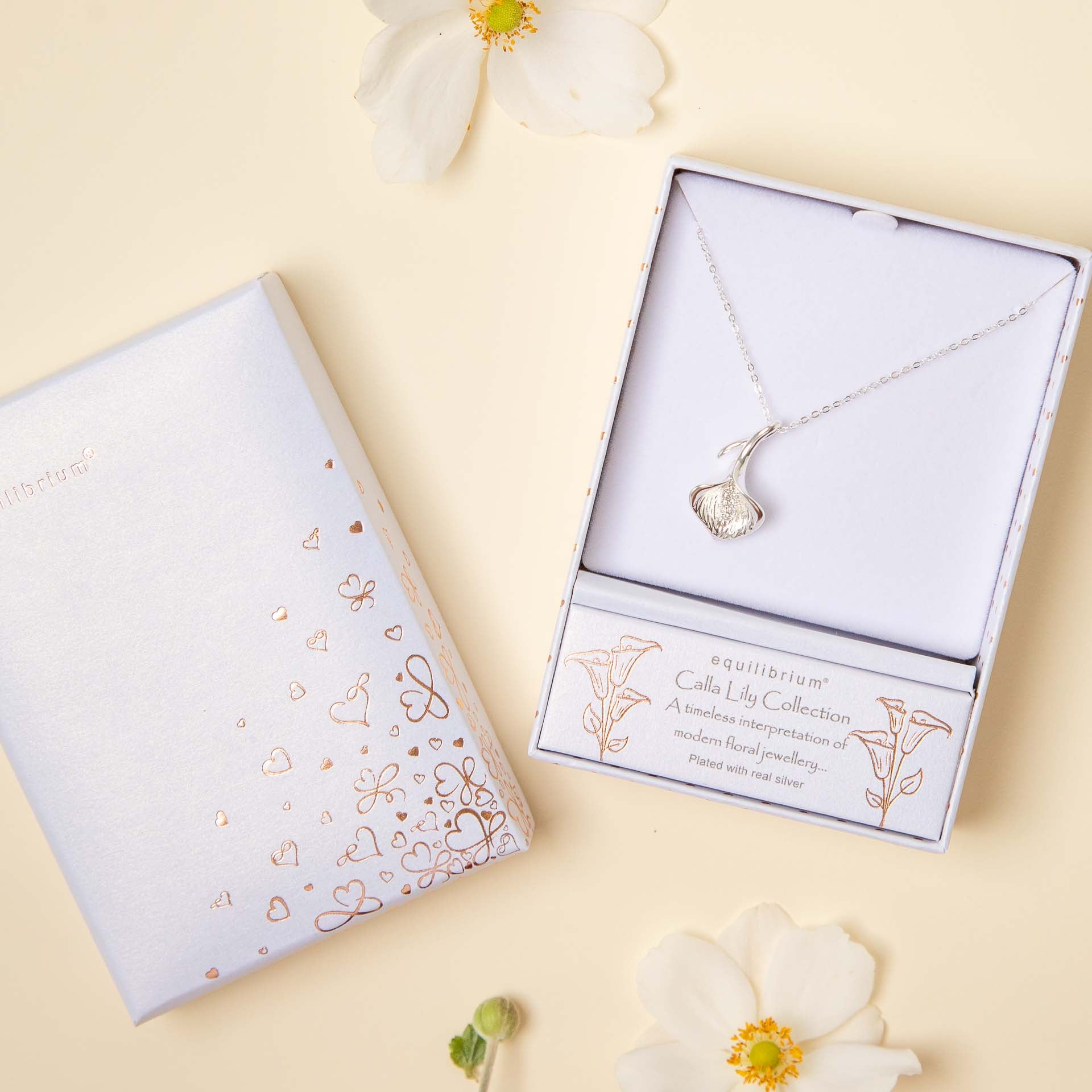 Calla Lily Looped Necklace