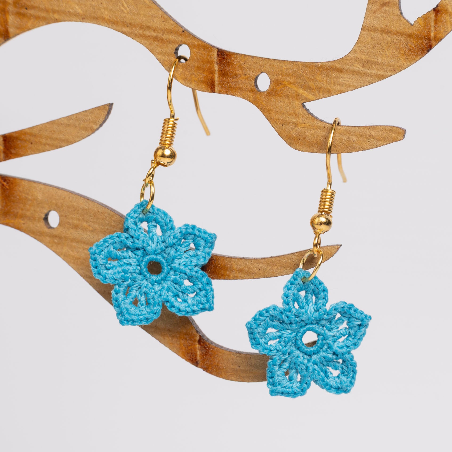 Micro Crochet Flower Dangle Earrings (assorted colours)