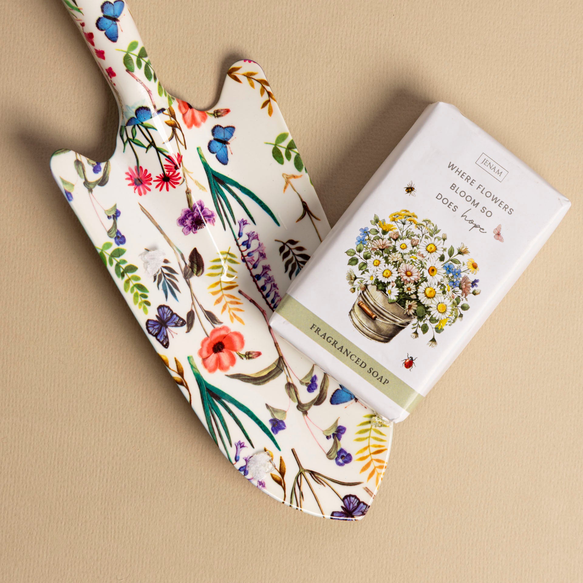 Life in the Garden – Plant a Garden Gift Set