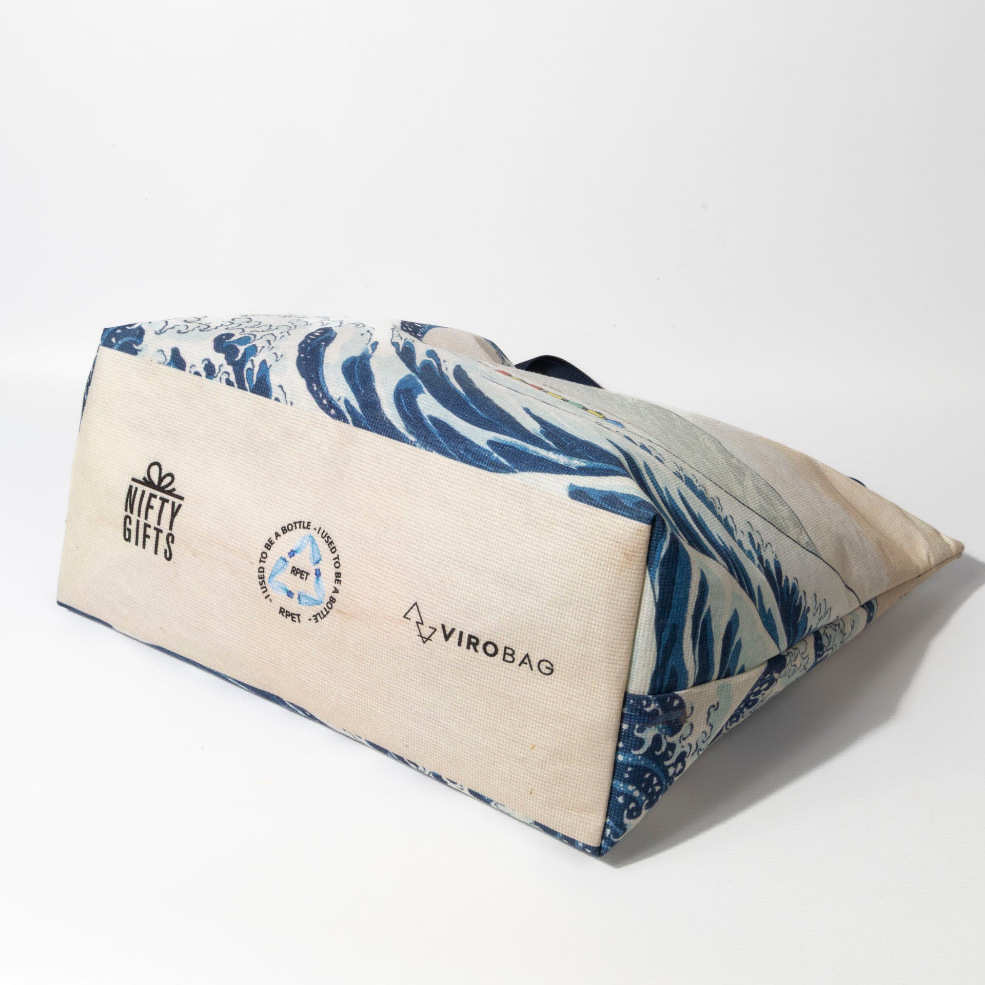 "The Great Wave Off Muizenberg" Beach Bag