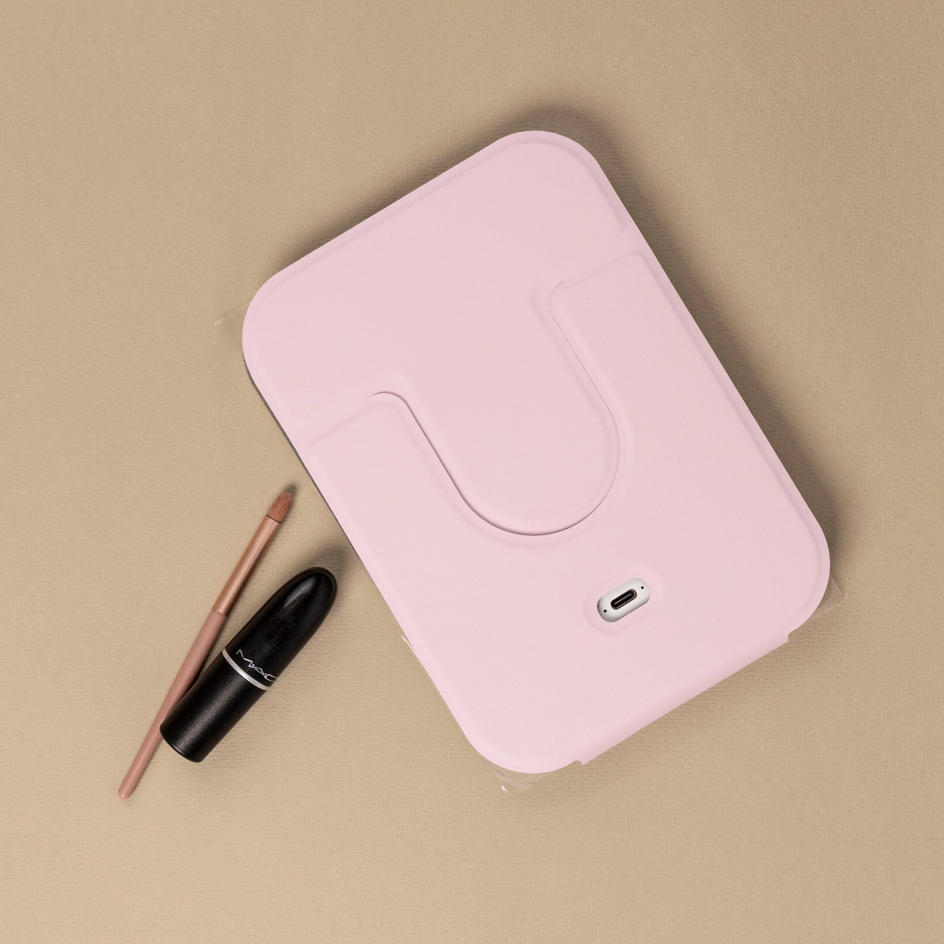 Travel Make-Up Mirror with Light (assorted colours)