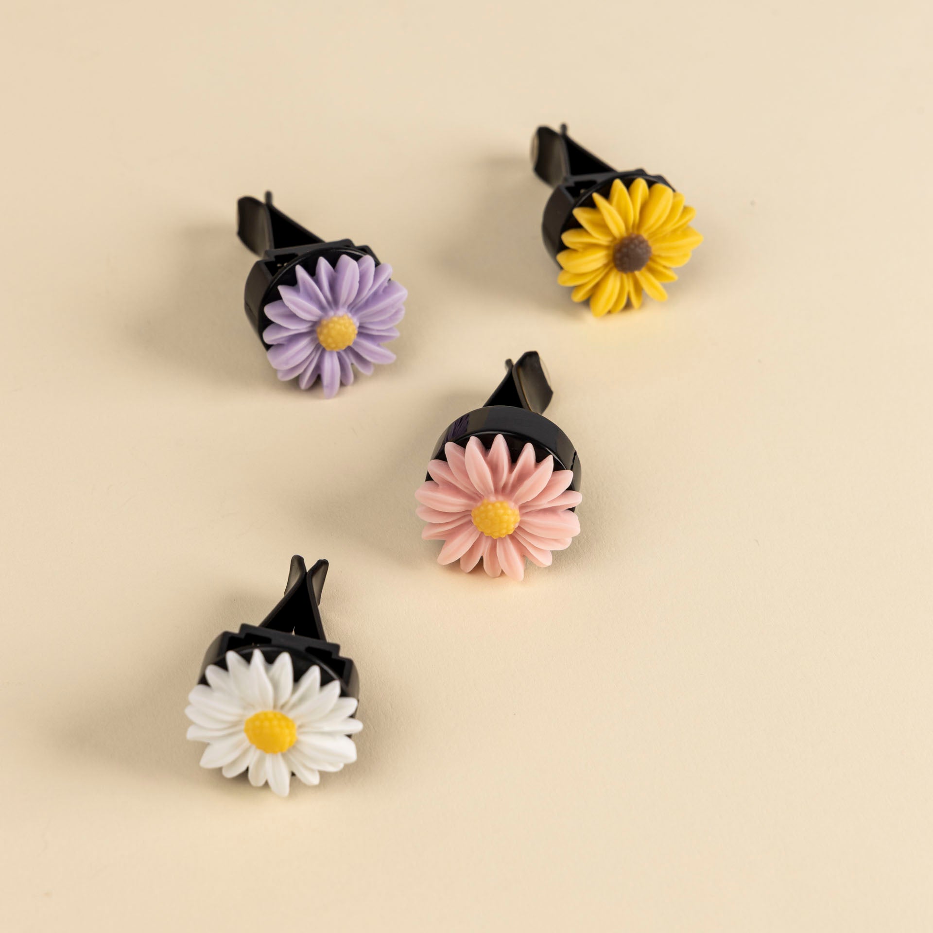 Daisy Car Air Freshener (assorted colours)