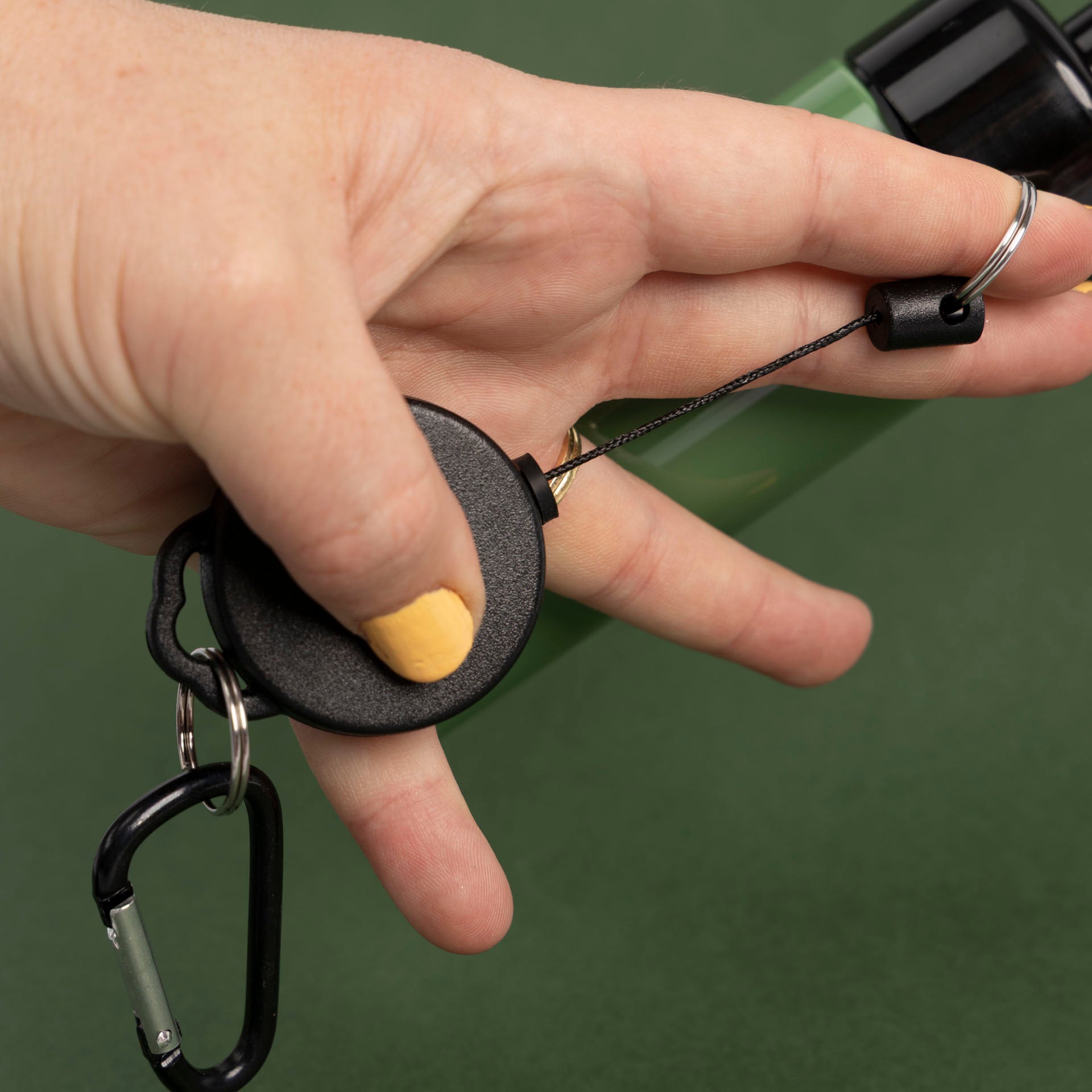 Golf Club Cleaning Kit (Black or Green)