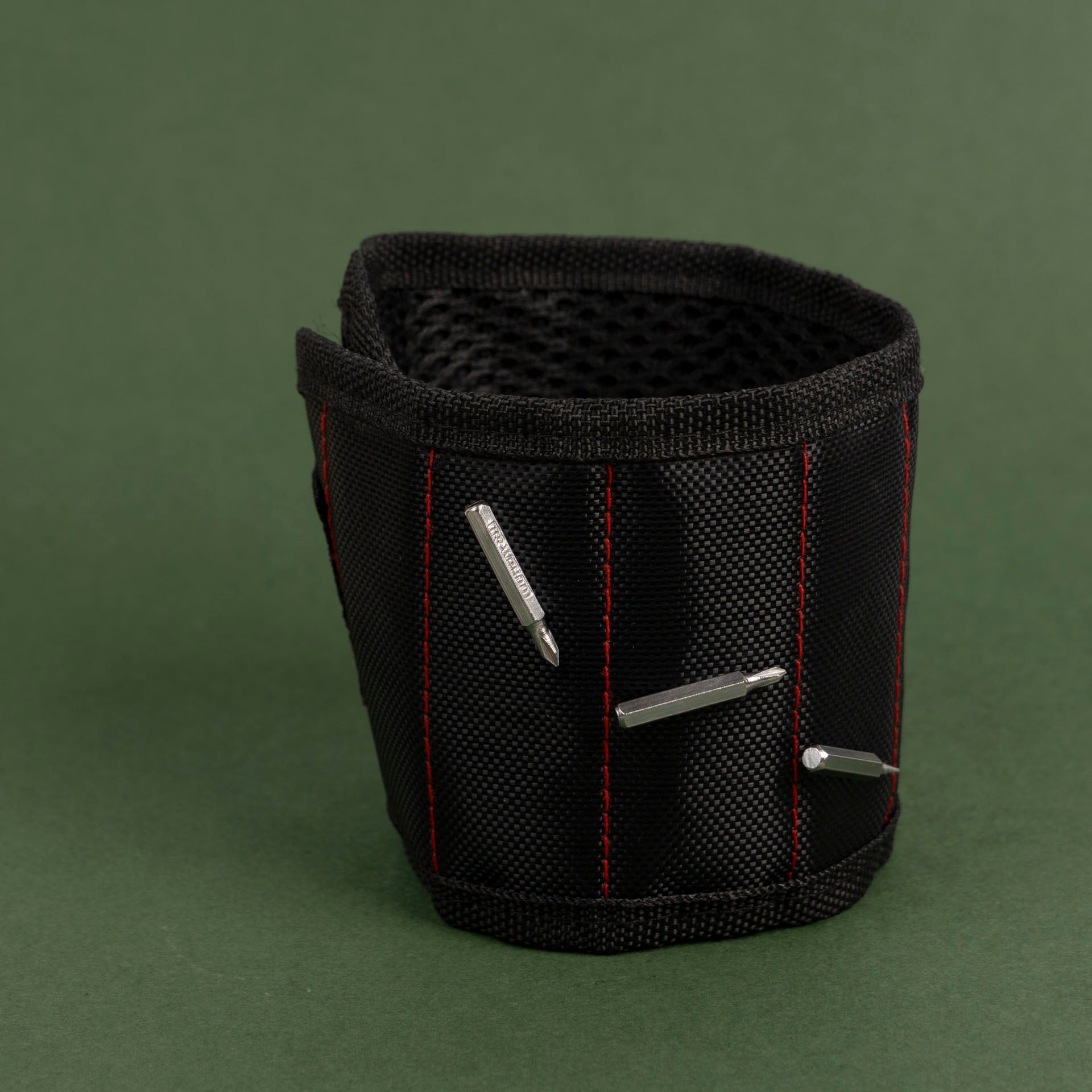 DIY Enthusiast's Magnetic Wristband (assorted colours)