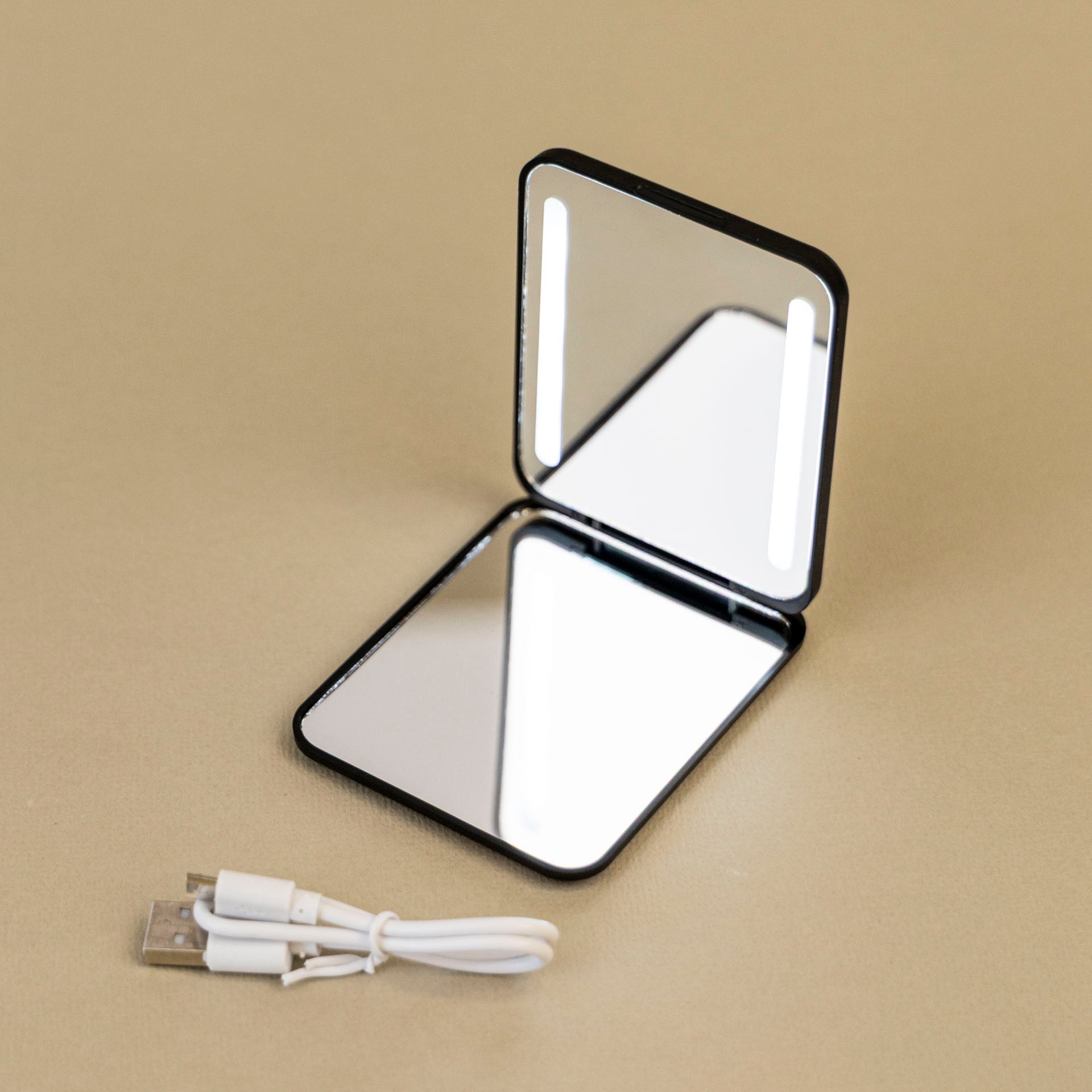 Rechargeable Light-Up Pocket Mirror (assorted colours)