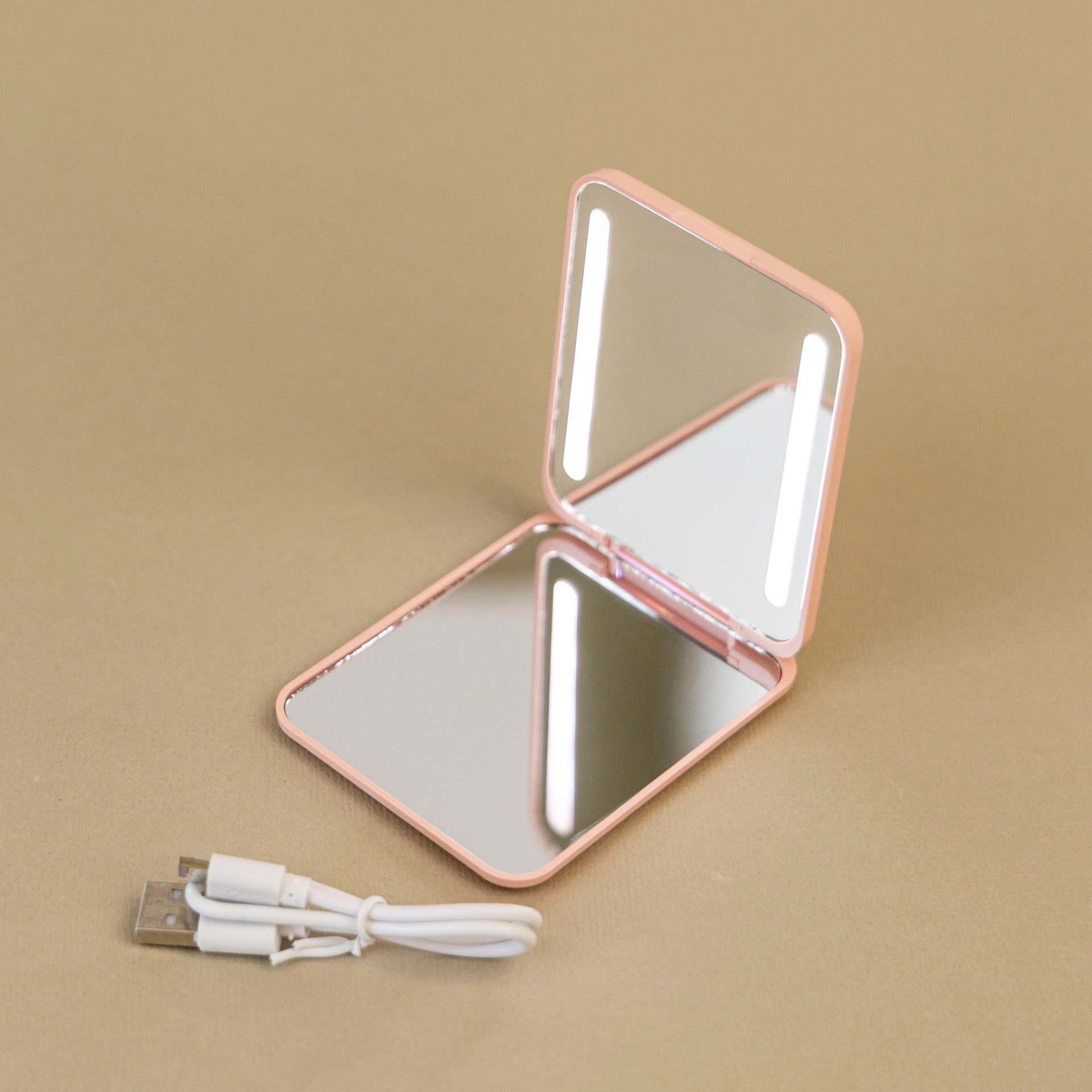 Rechargeable Light-Up Pocket Mirror (assorted colours)