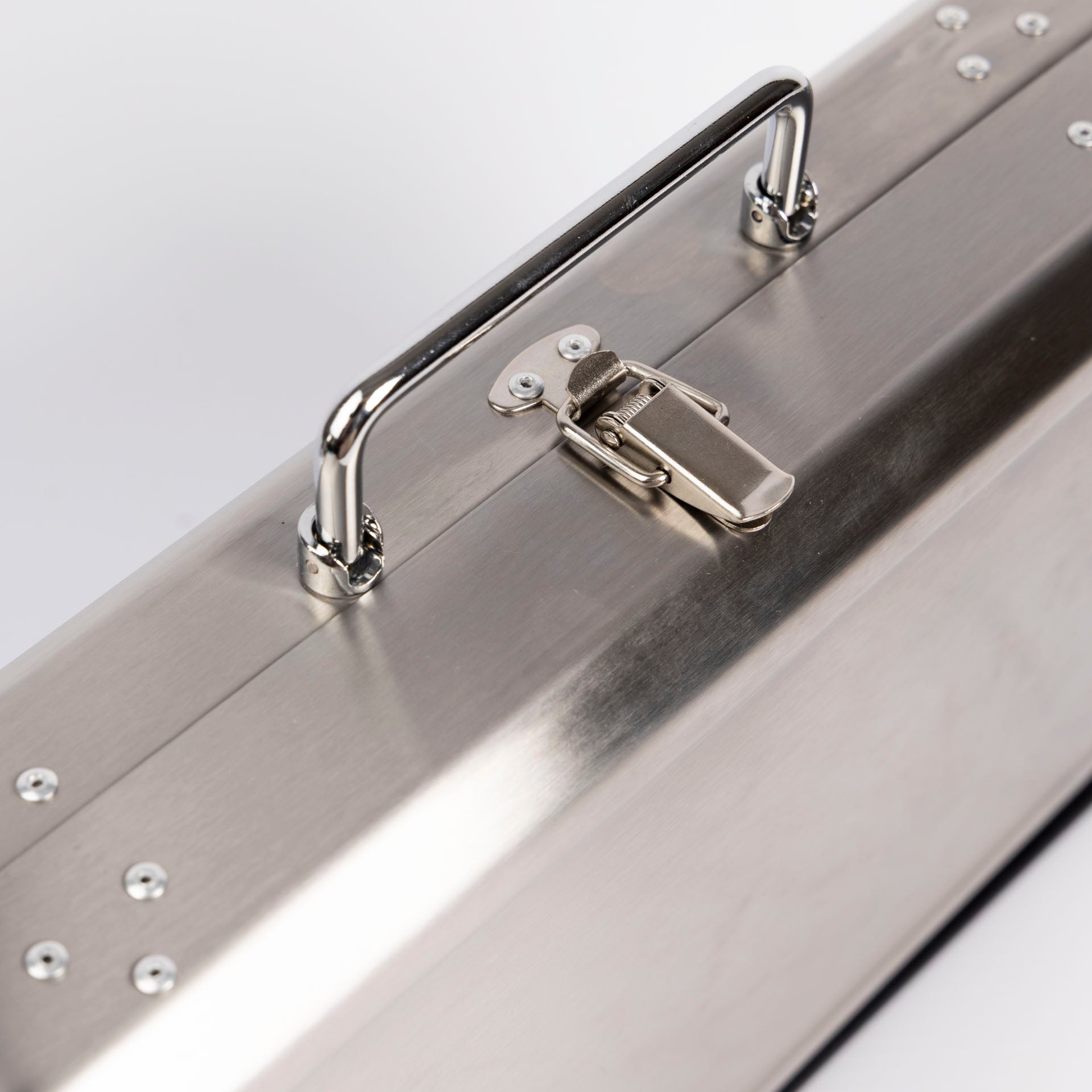 Suitcase Braai (assorted colours)