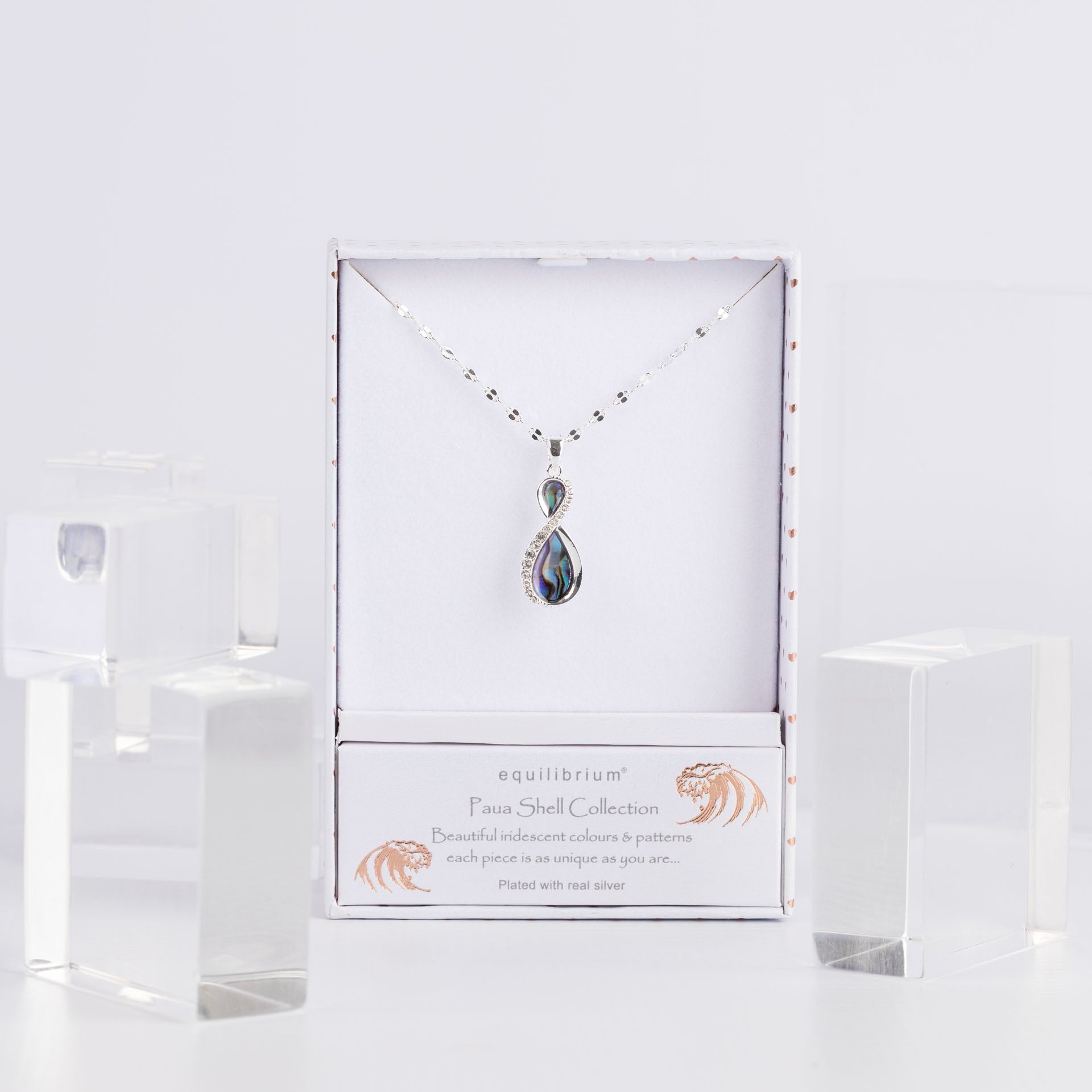 Pāua Shell Infinity Necklace