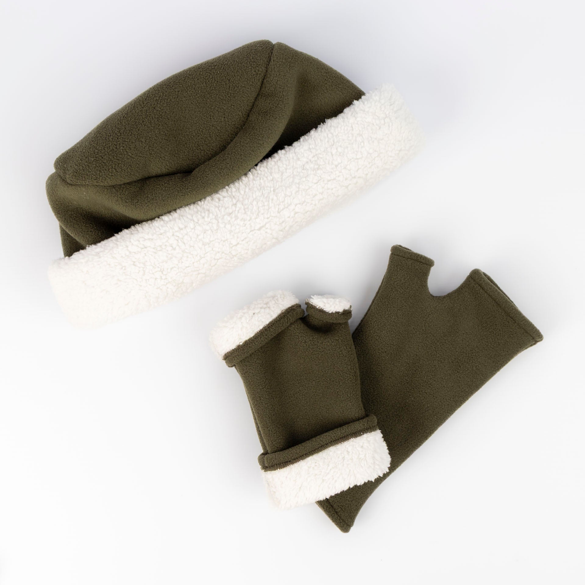 Fleece-Lined Cuffed Beanies (assorted colours)