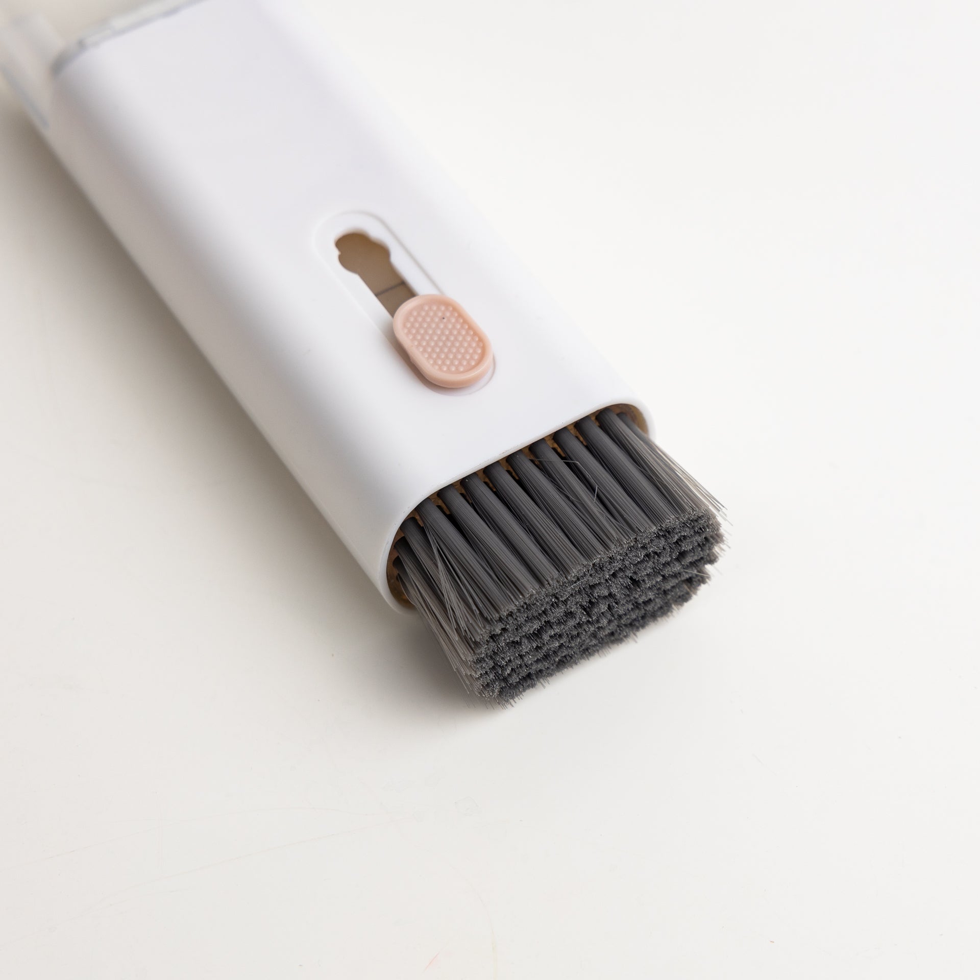 7-in-1 Tech Cleaning Kit (Pink or Blue)