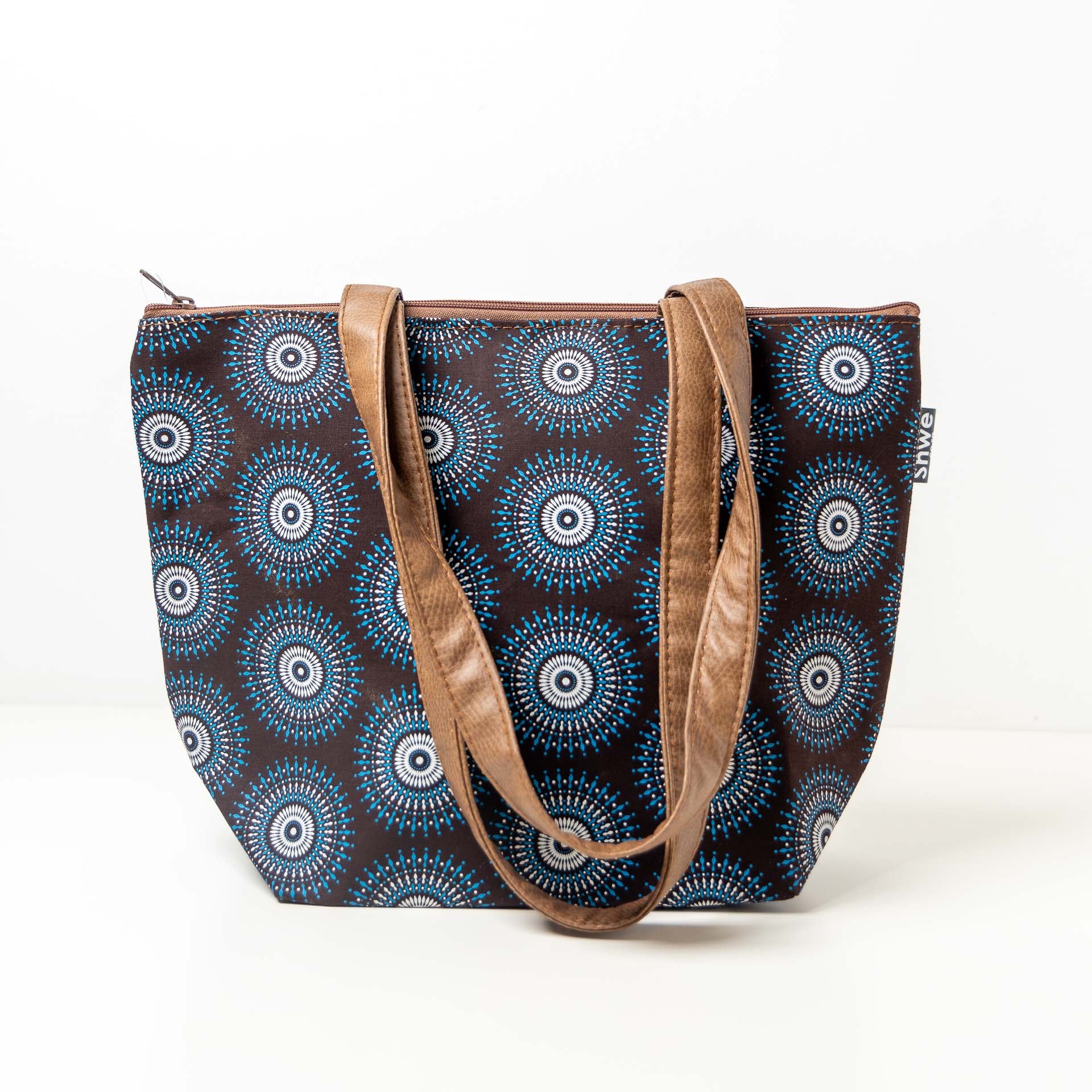 Shwe Shoulder Bag
