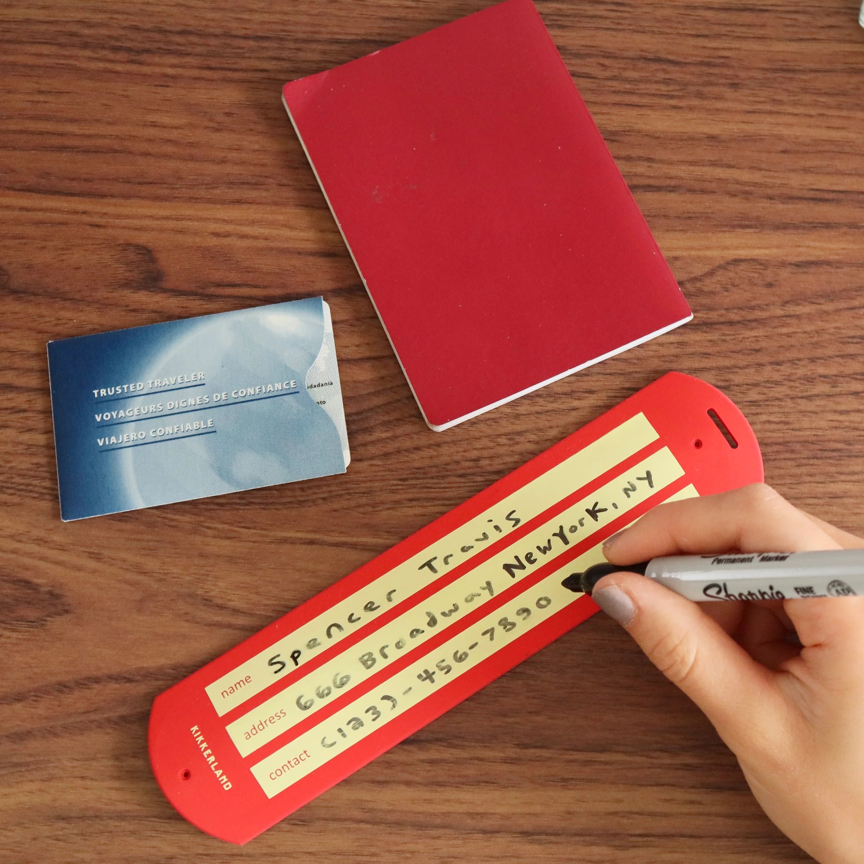 Red Slap-Wrap Luggage Tag