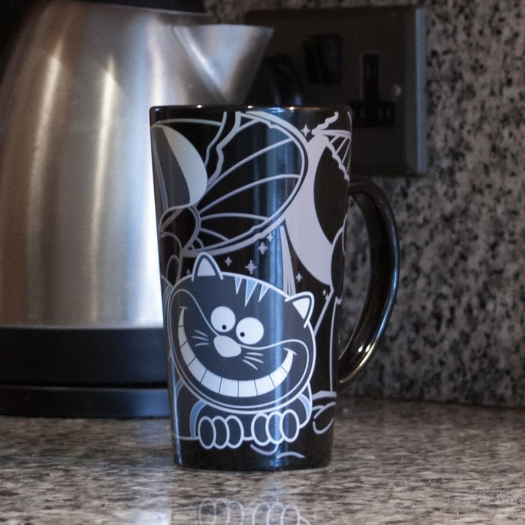 Cheshire Cat Heat-Changing Mug