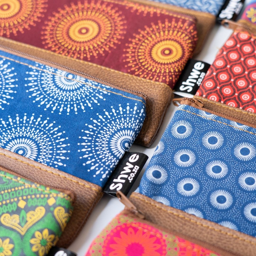 Shwe Leather-Look Clutch Bag