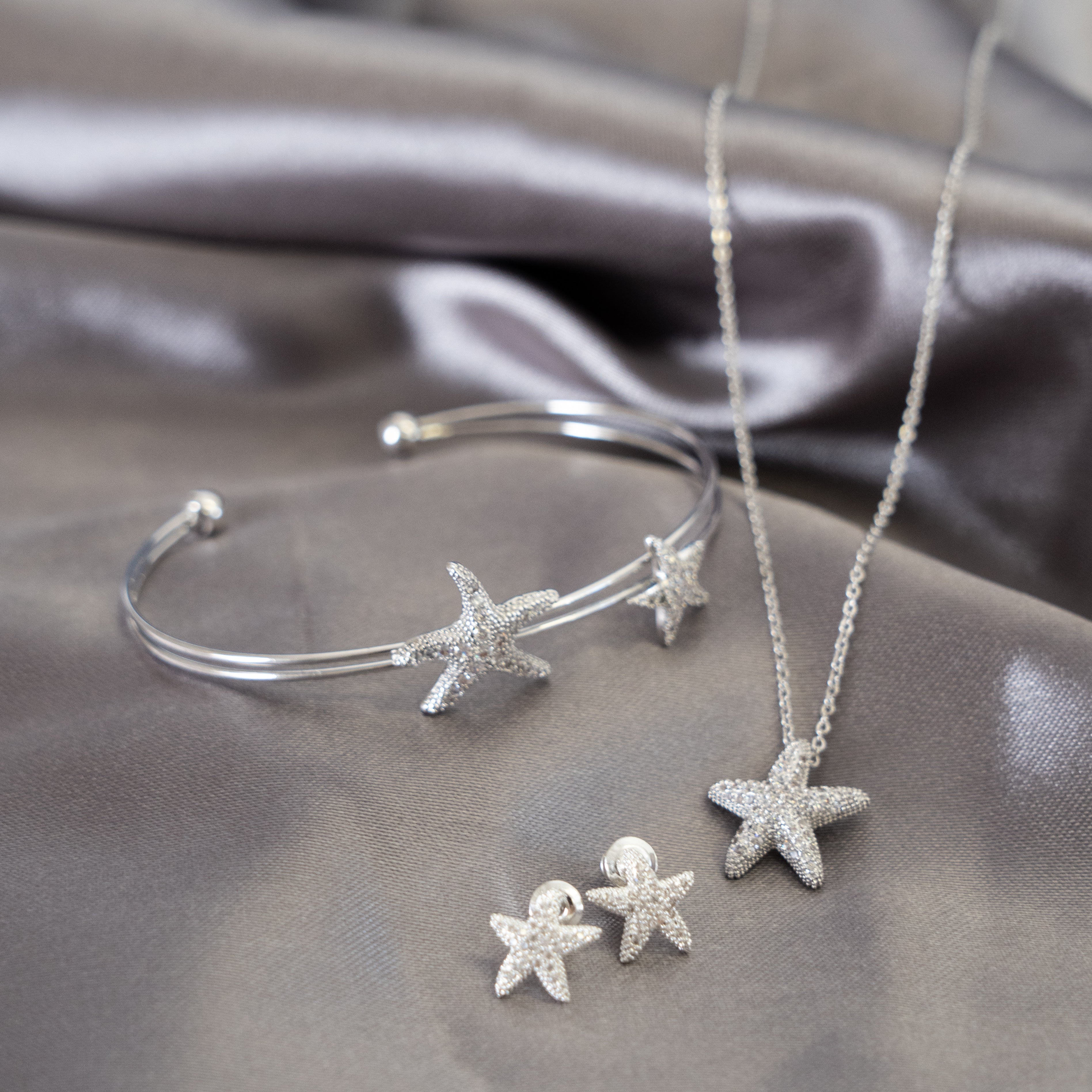 Seashore Starfish Necklace