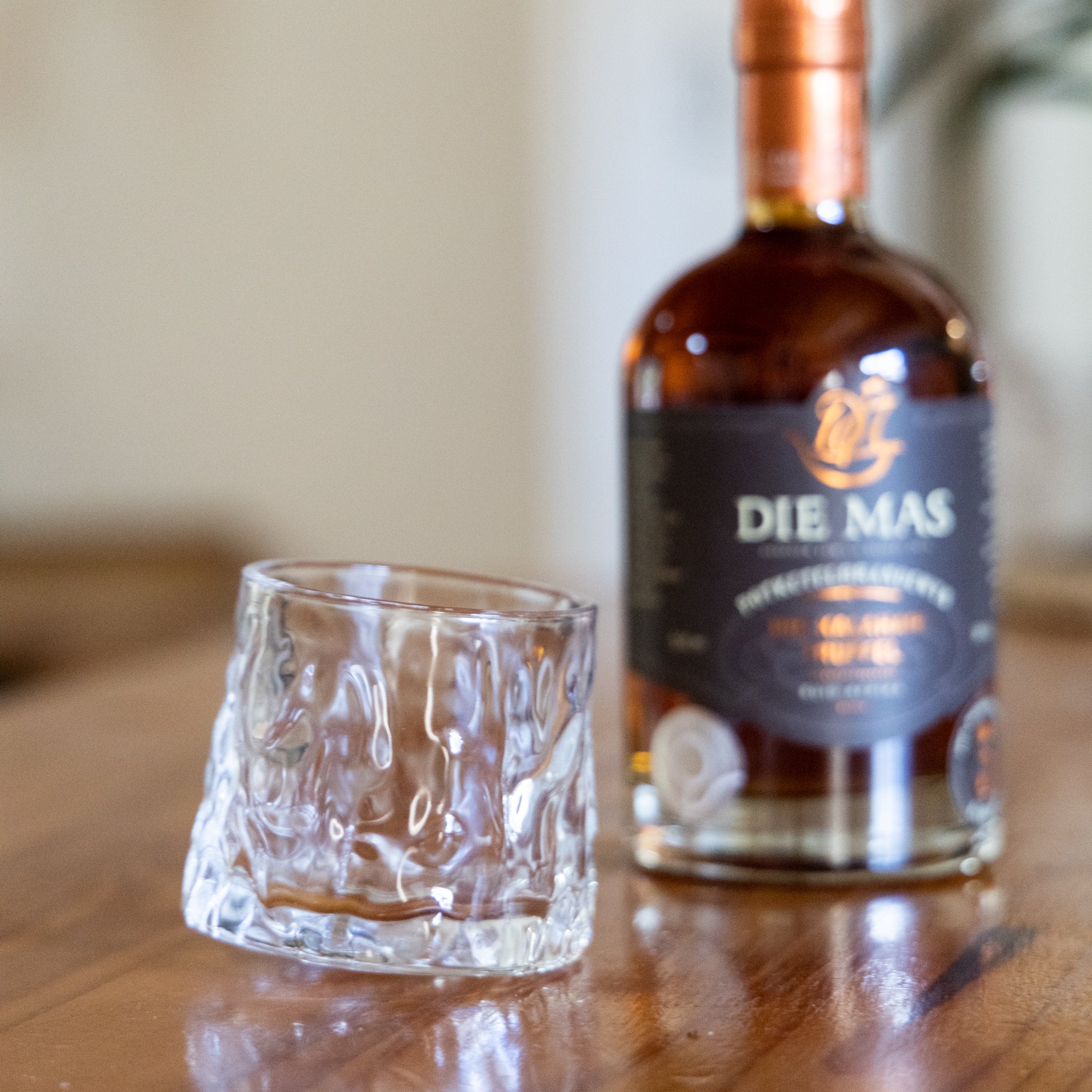 Nordic Bark Rocking Whisky Tumbler