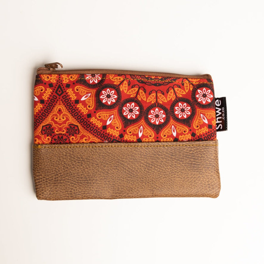 Shwe Leather-Look Clutch Bag