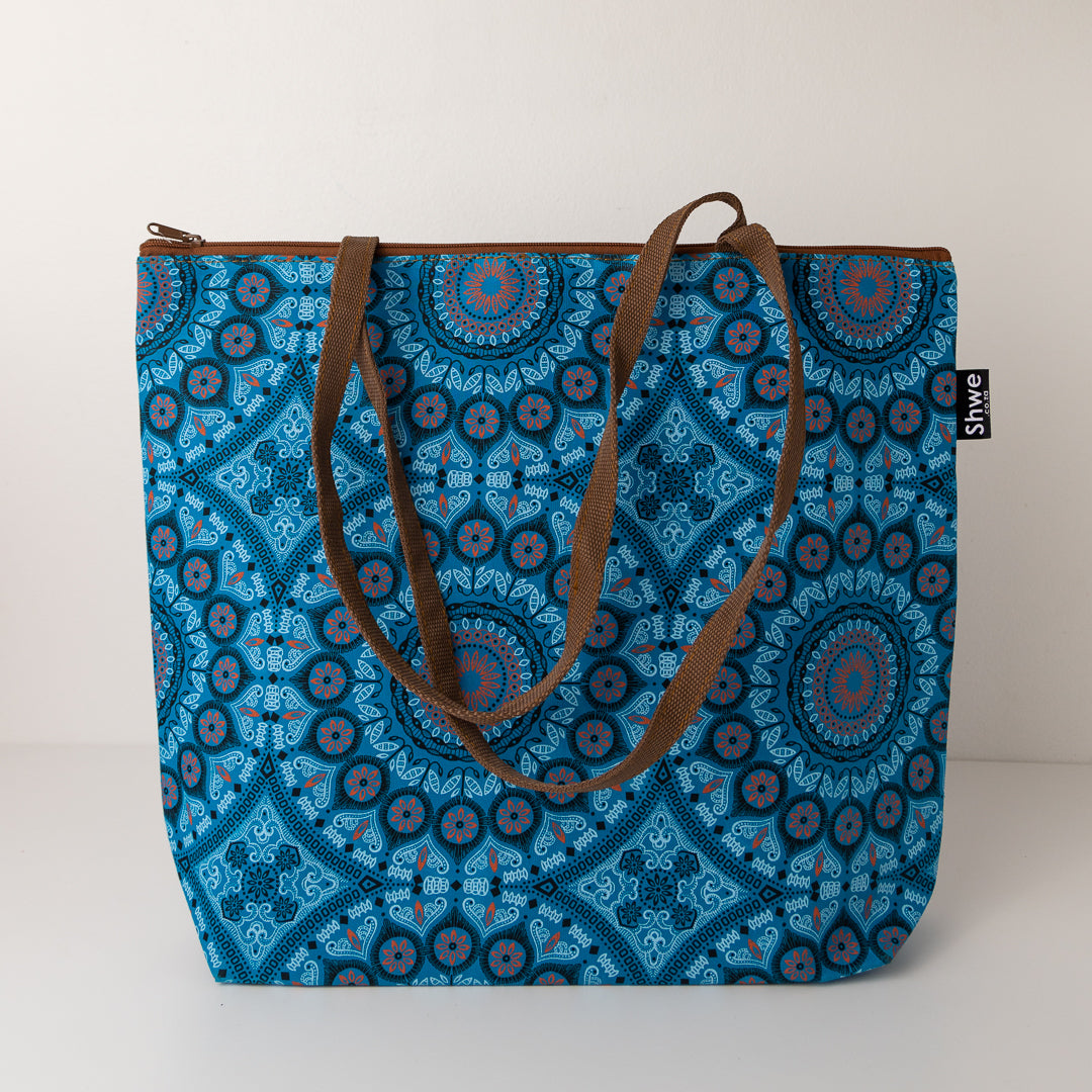 Shwe Square Zip-Up Tote Bag