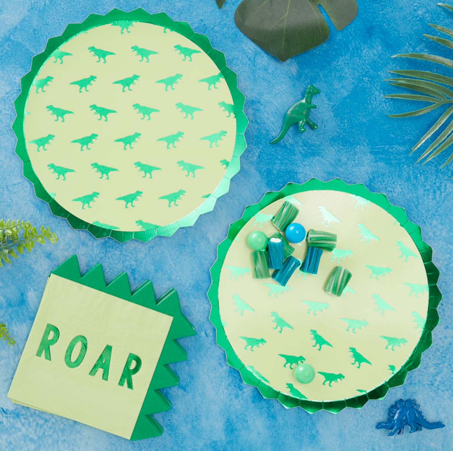 Roarsome Party - Foiled Paper Plates