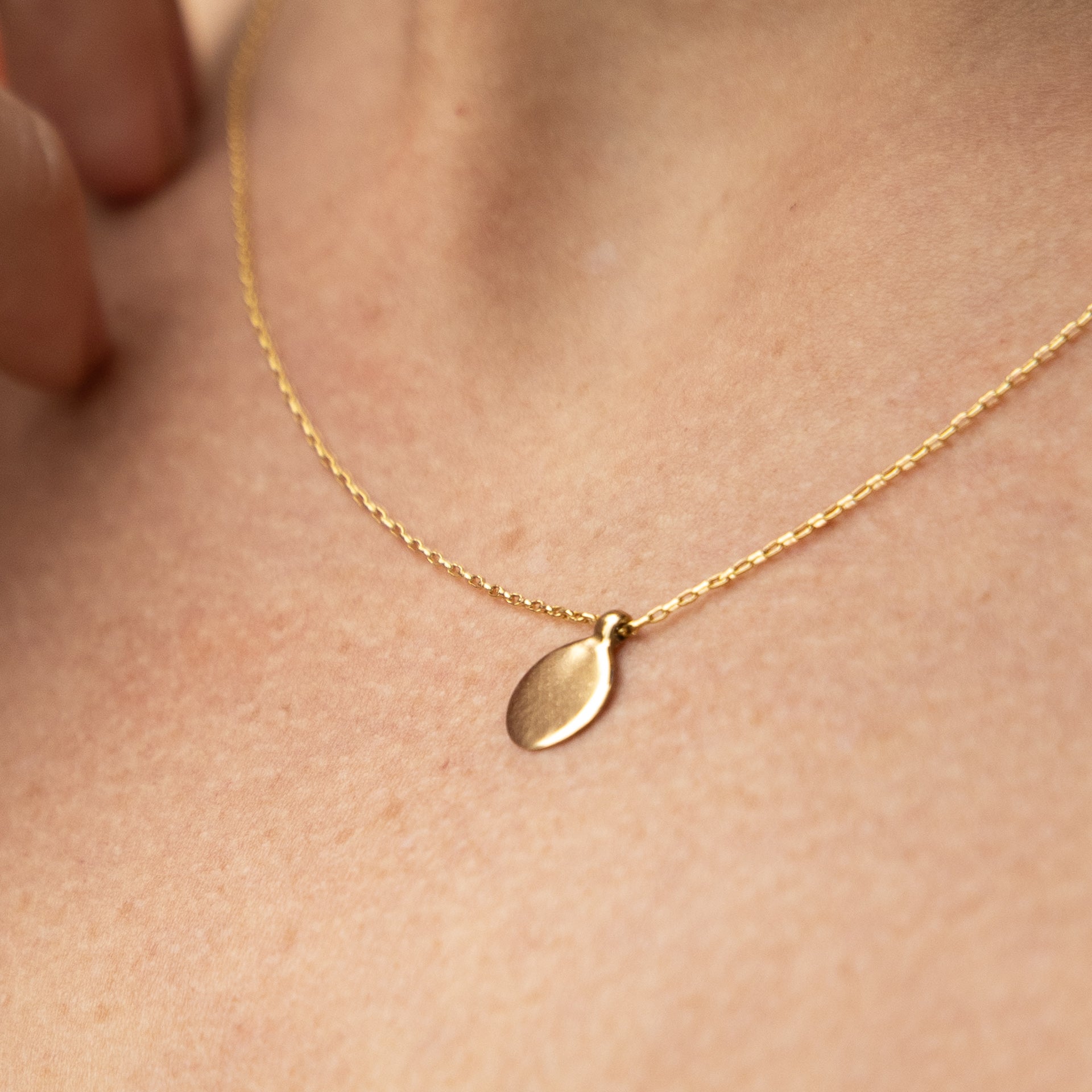 "Centred" Disc Charm Necklace (Sterling Silver / Gold-Plated)