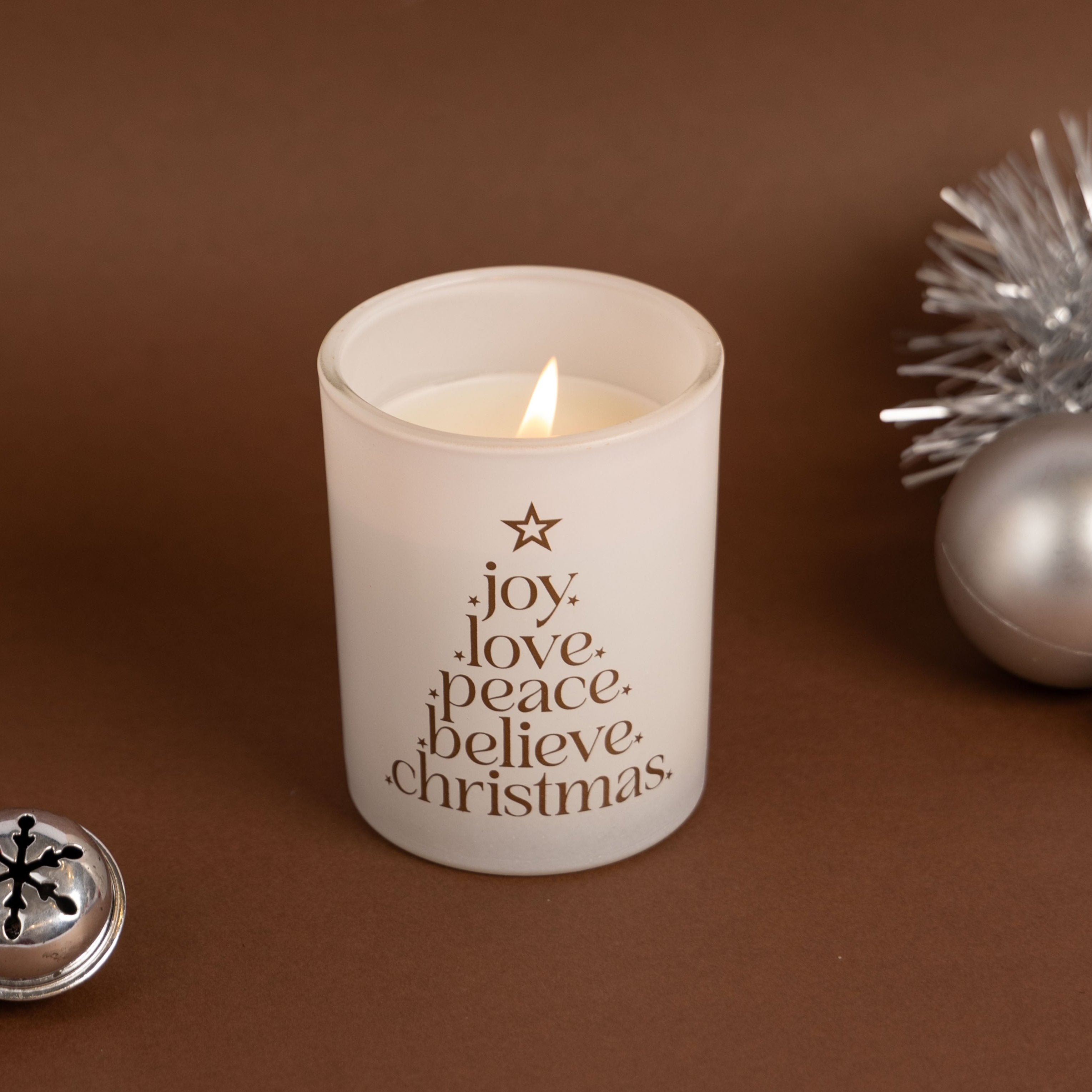 White and Gold Festive Fragranced Candle