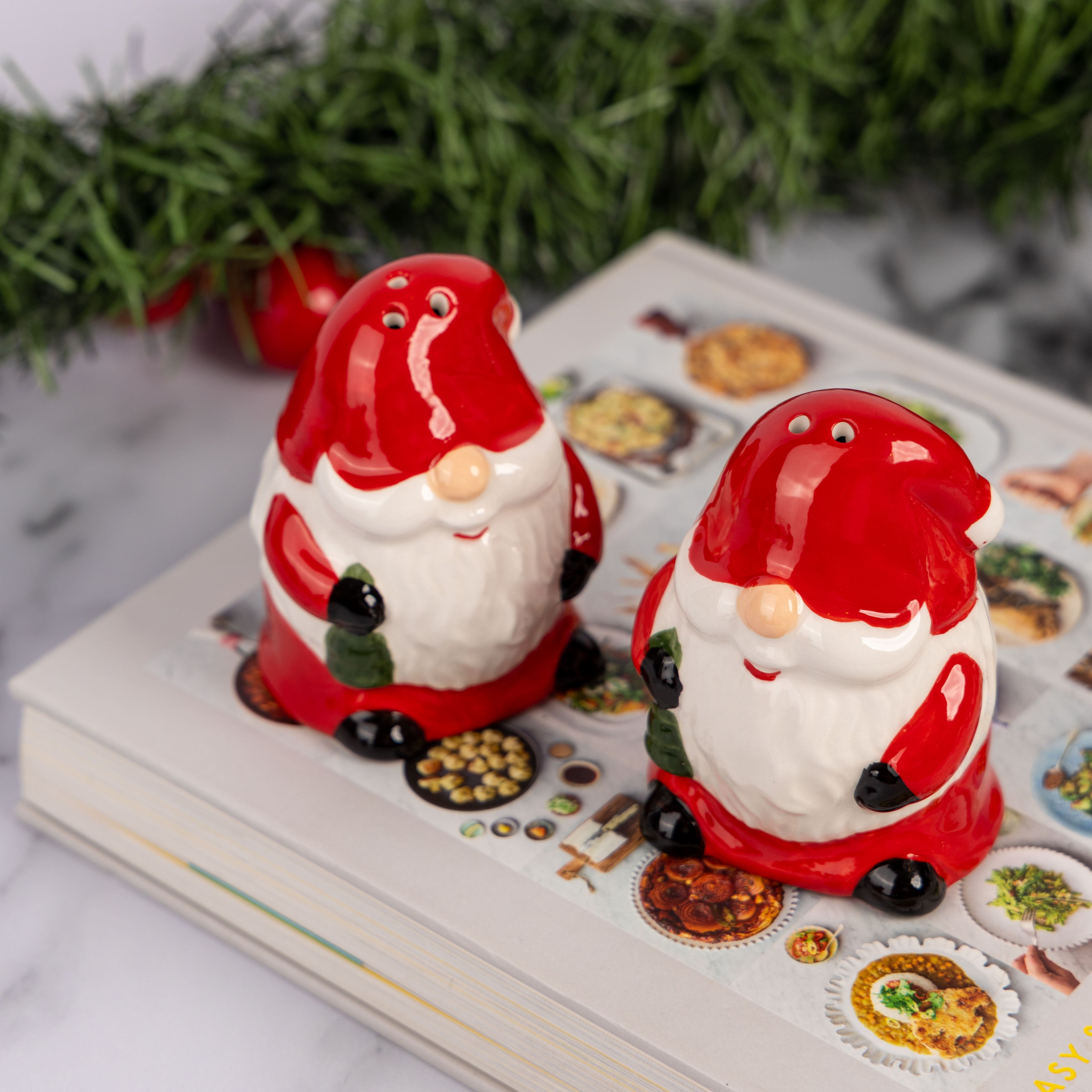 Christmas Salt and Pepper Shakers (assorted designs)