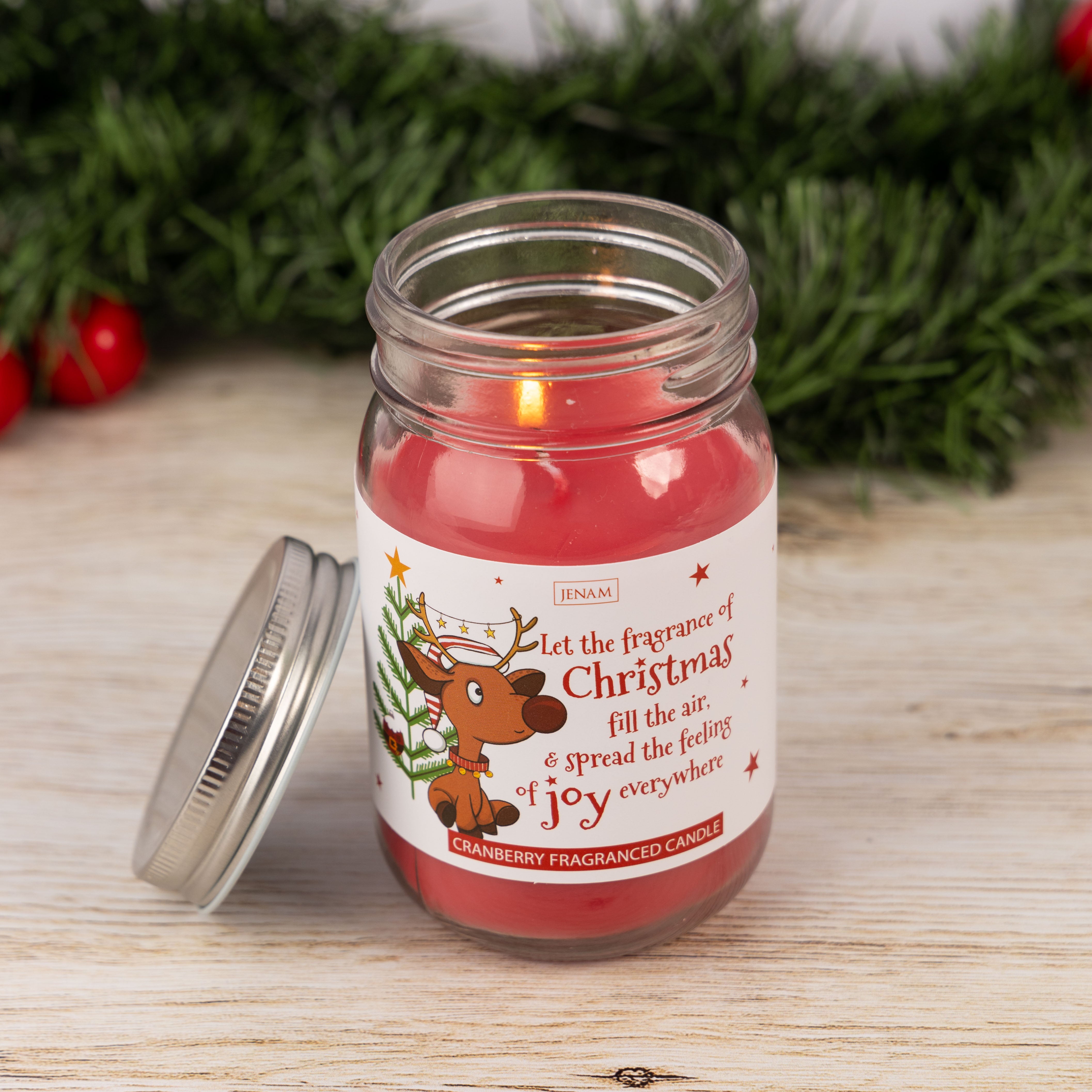 Cranberry-Scented Christmas Candle in a Jar