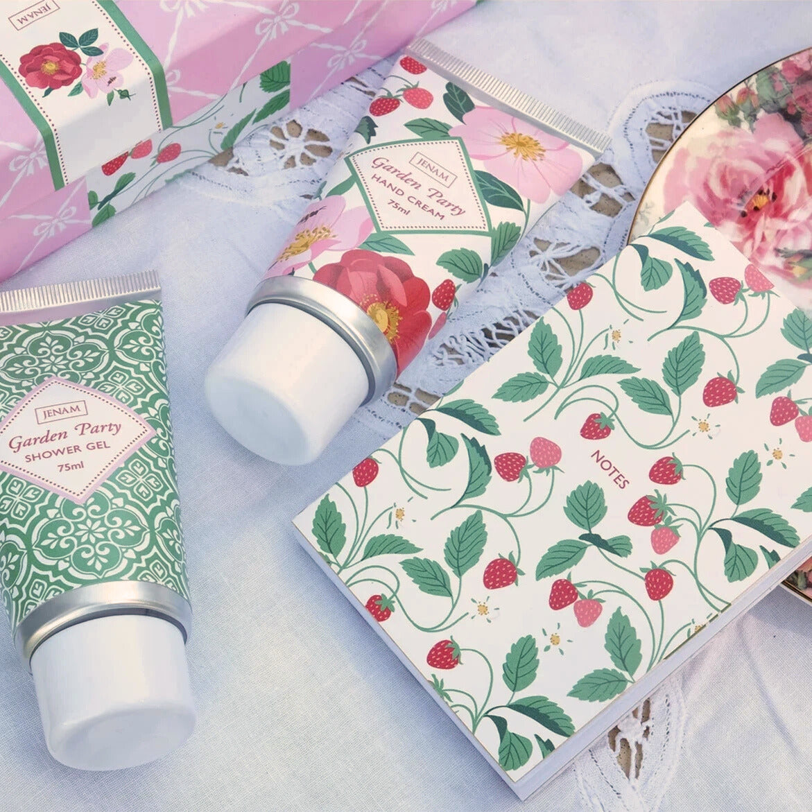 Garden Party – Box of Delights Pamper Gift Set