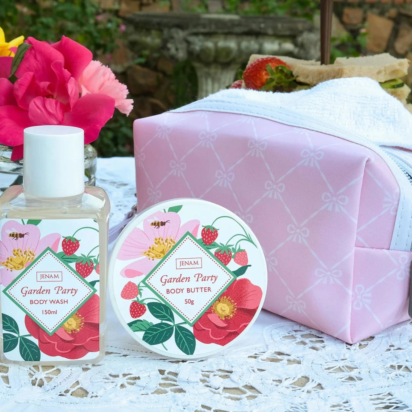 Garden Party – Pamper Treats Cosmetic Bag Gift Set