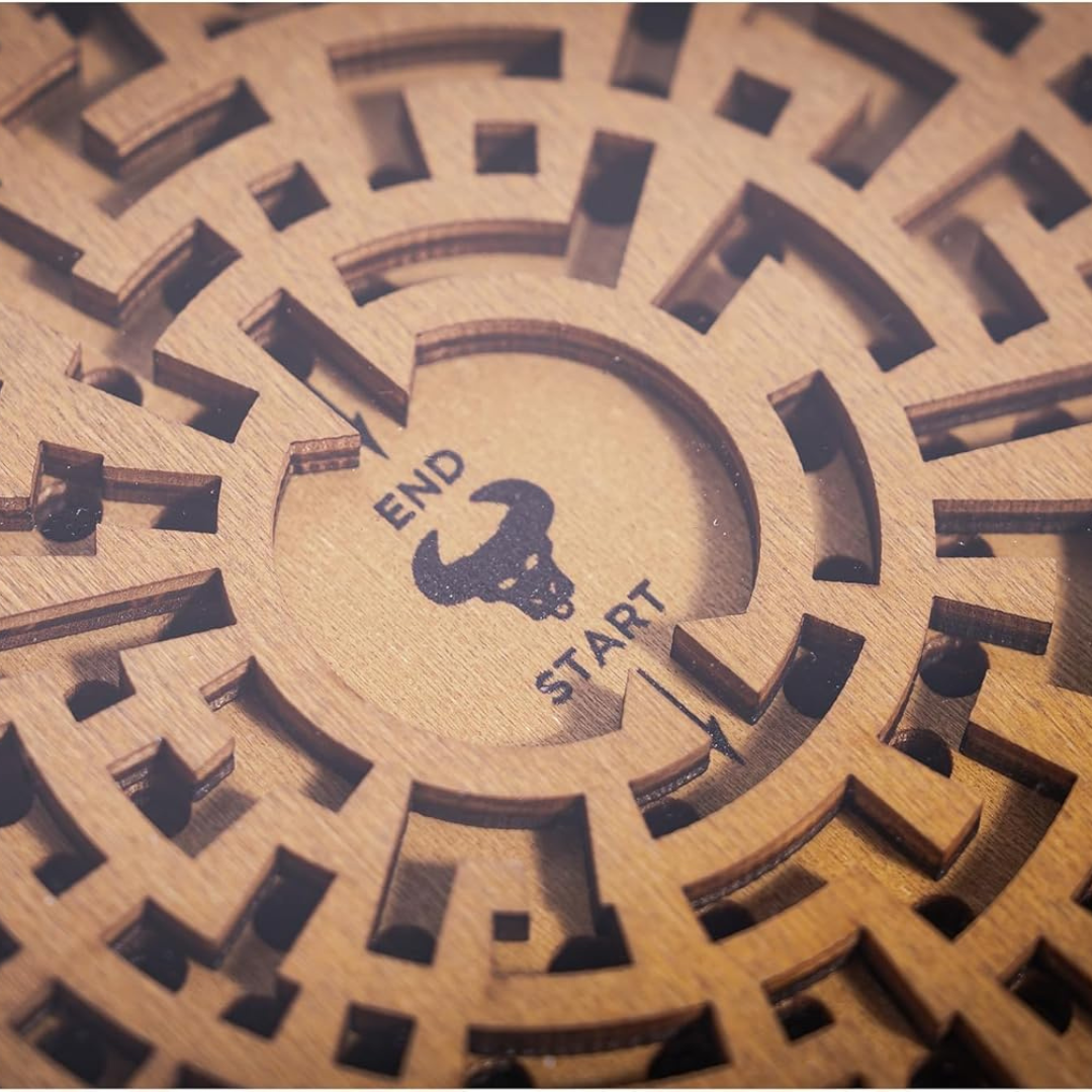 Myths & Legends Puzzle Collection: Theseus and the Minotaur Labyrinth Puzzle