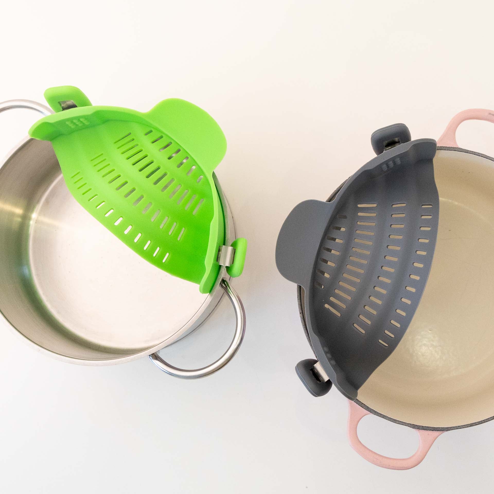 Adjustable Clip-On Pasta Strainer (Green or Grey)