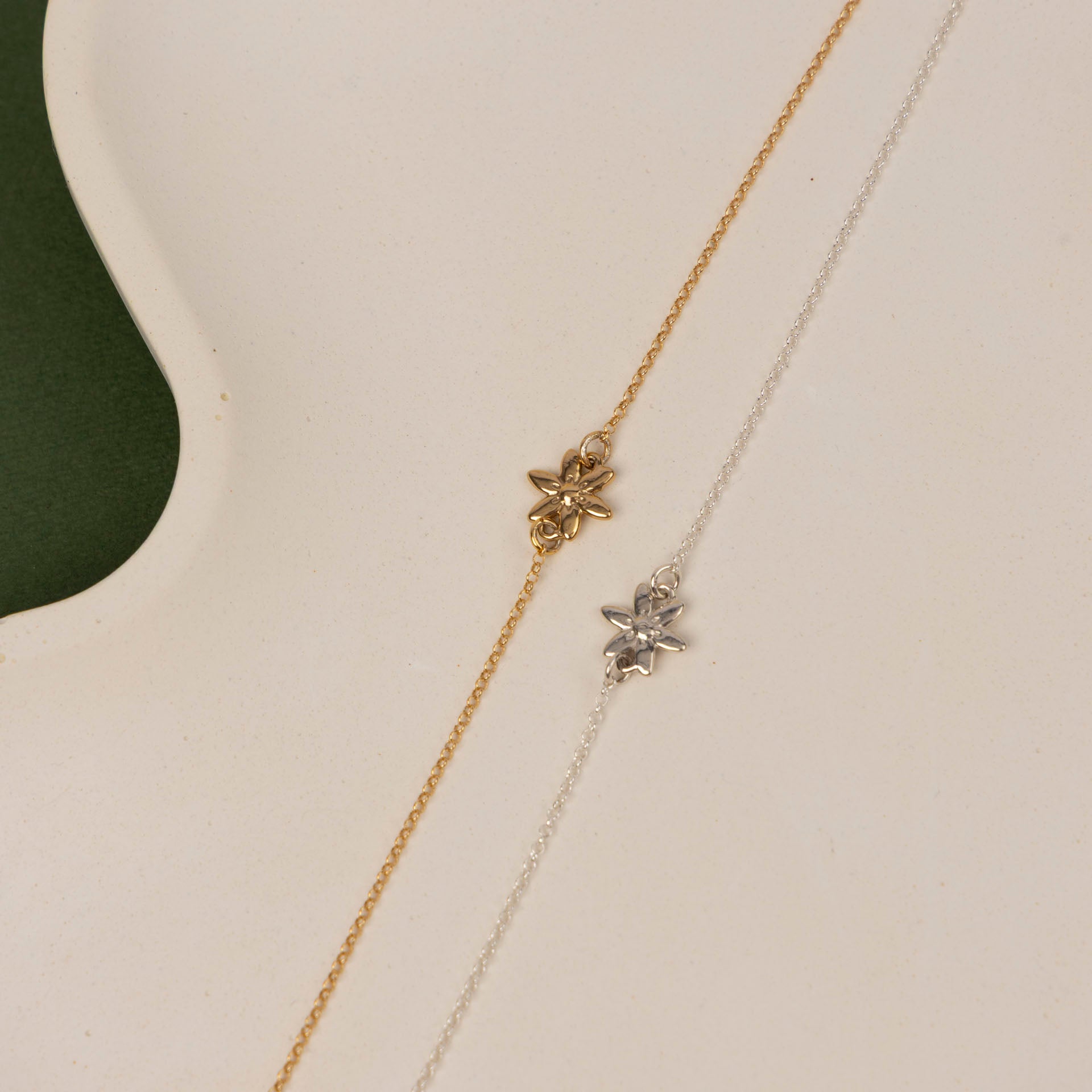 Dainty Wildflower Bracelet (sterling silver or gold-dipped)